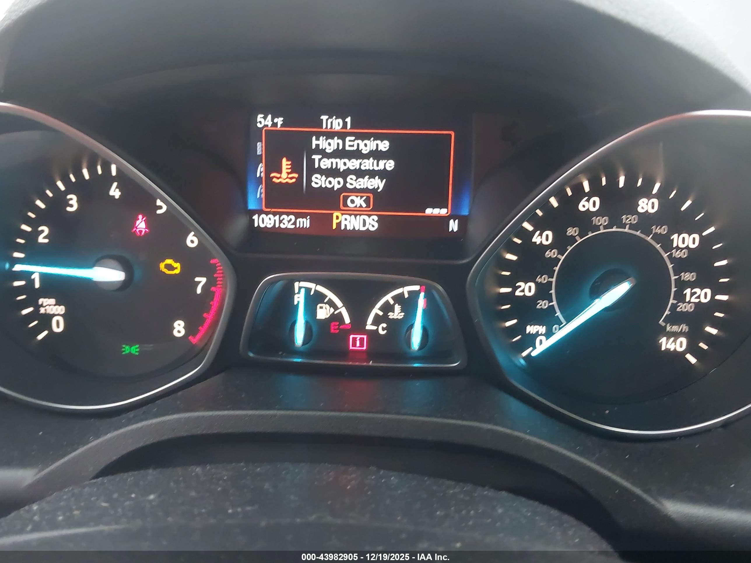 FORD ESCAPE image 7
