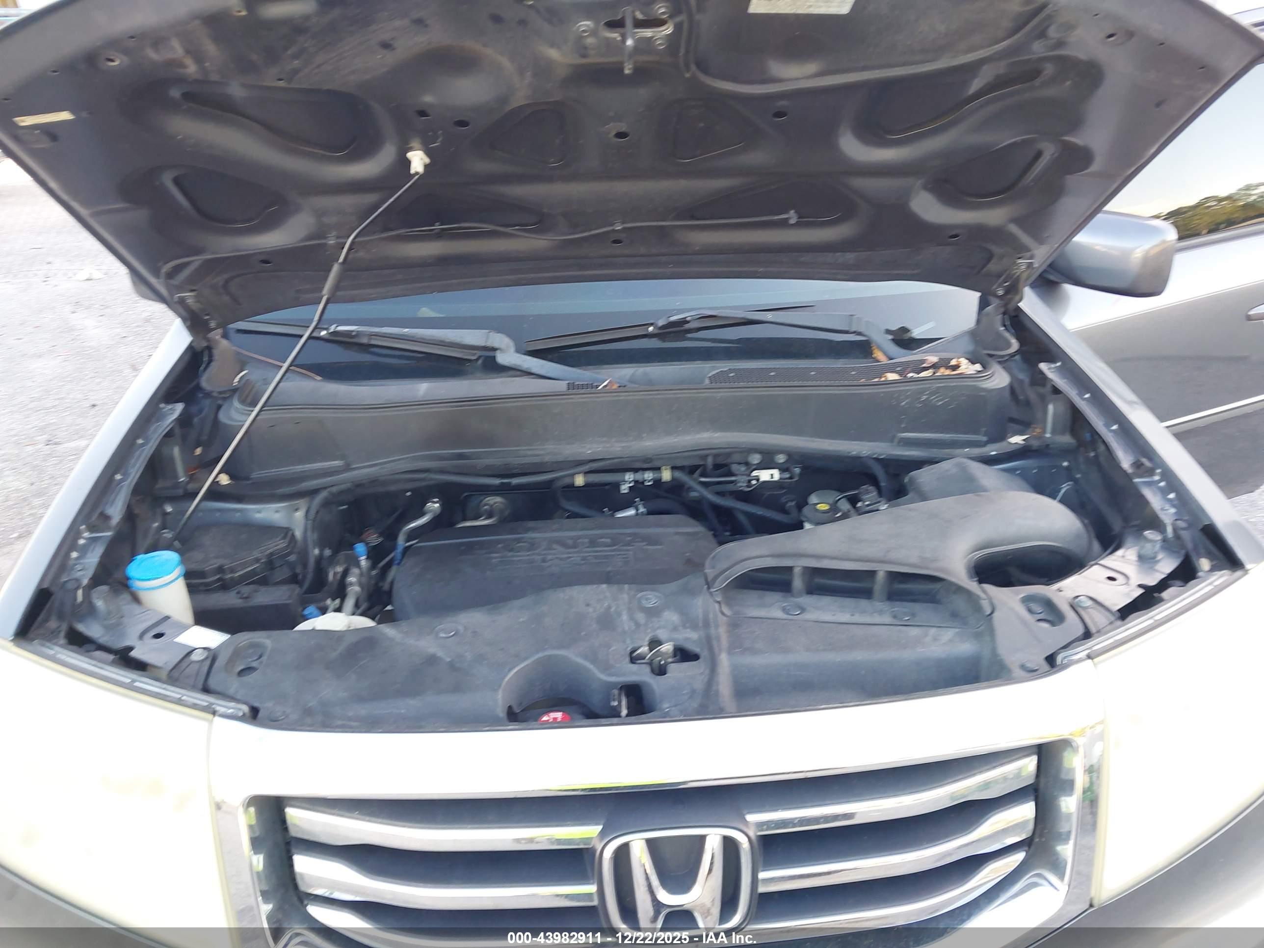 HONDA PILOT image 10