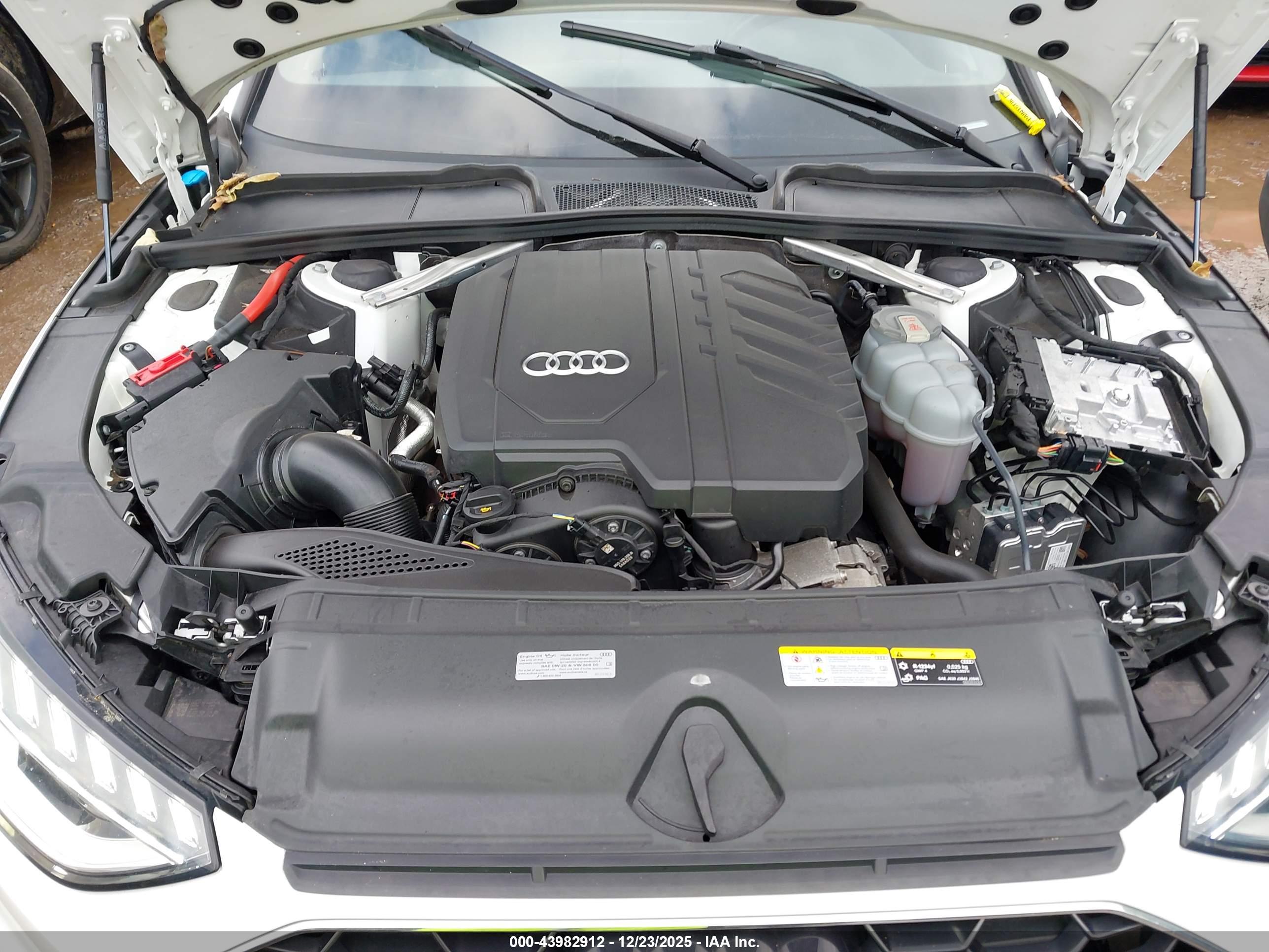 AUDI A4 image 10
