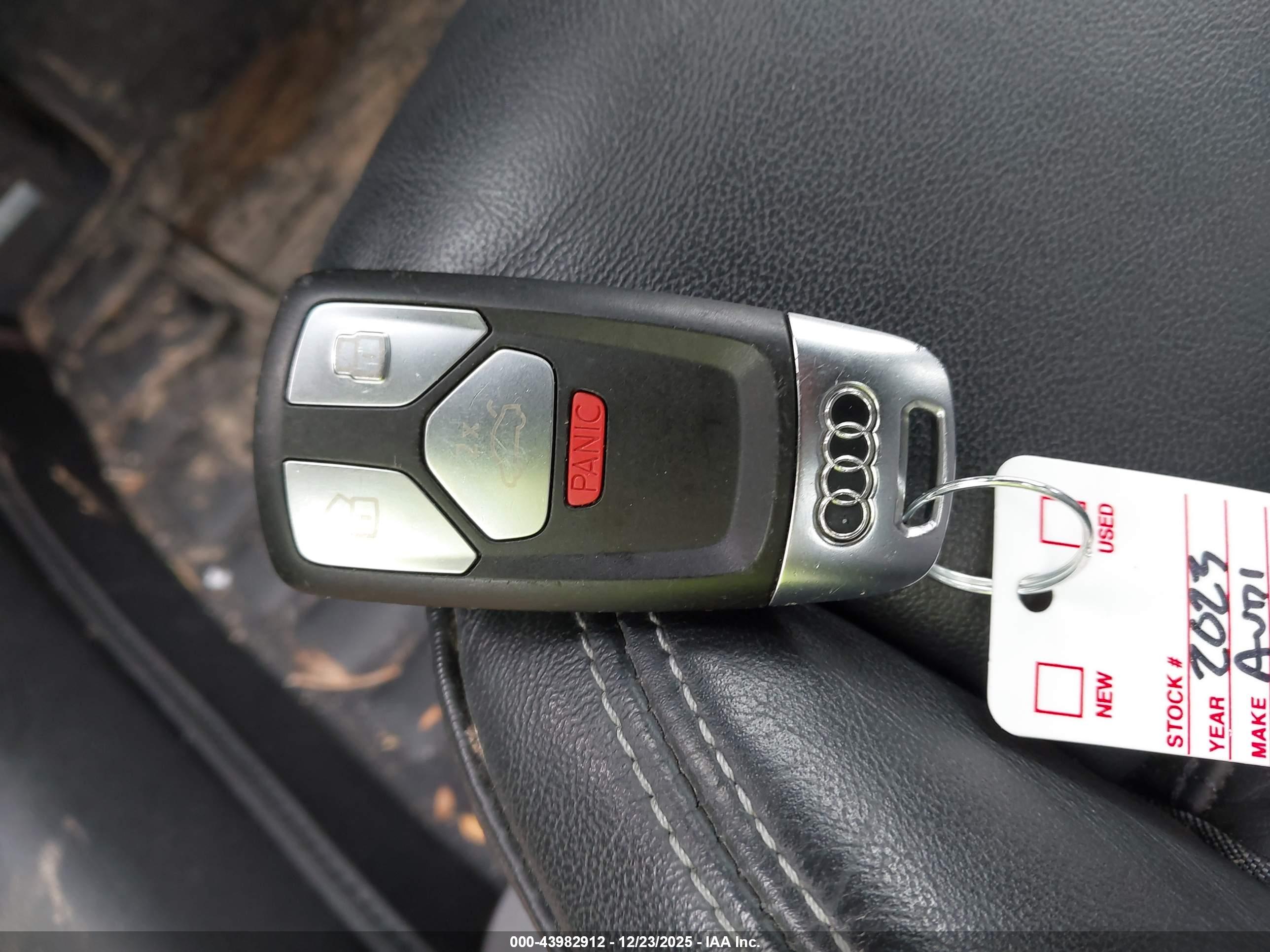 AUDI A4 image 11