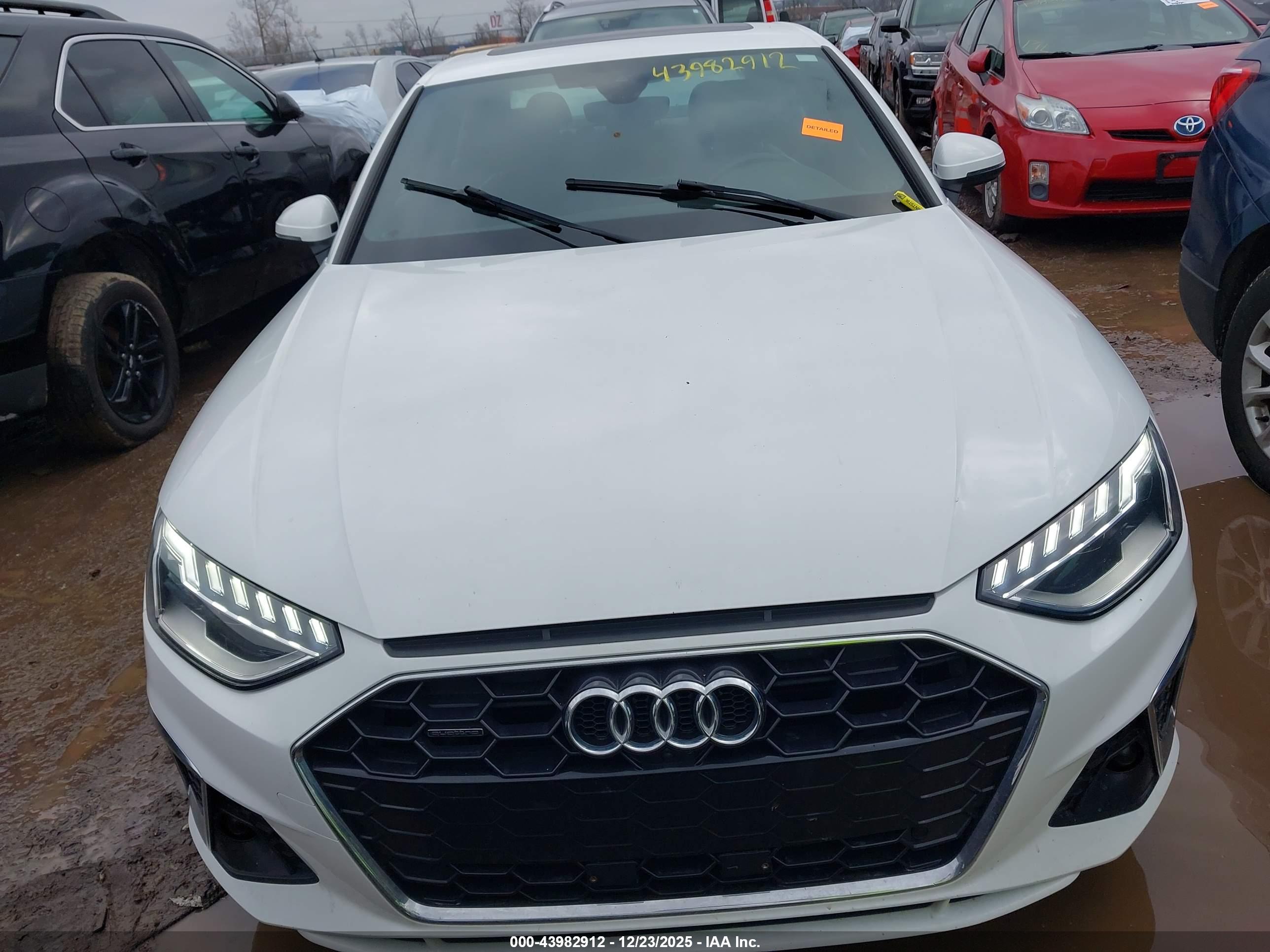 AUDI A4 image 6