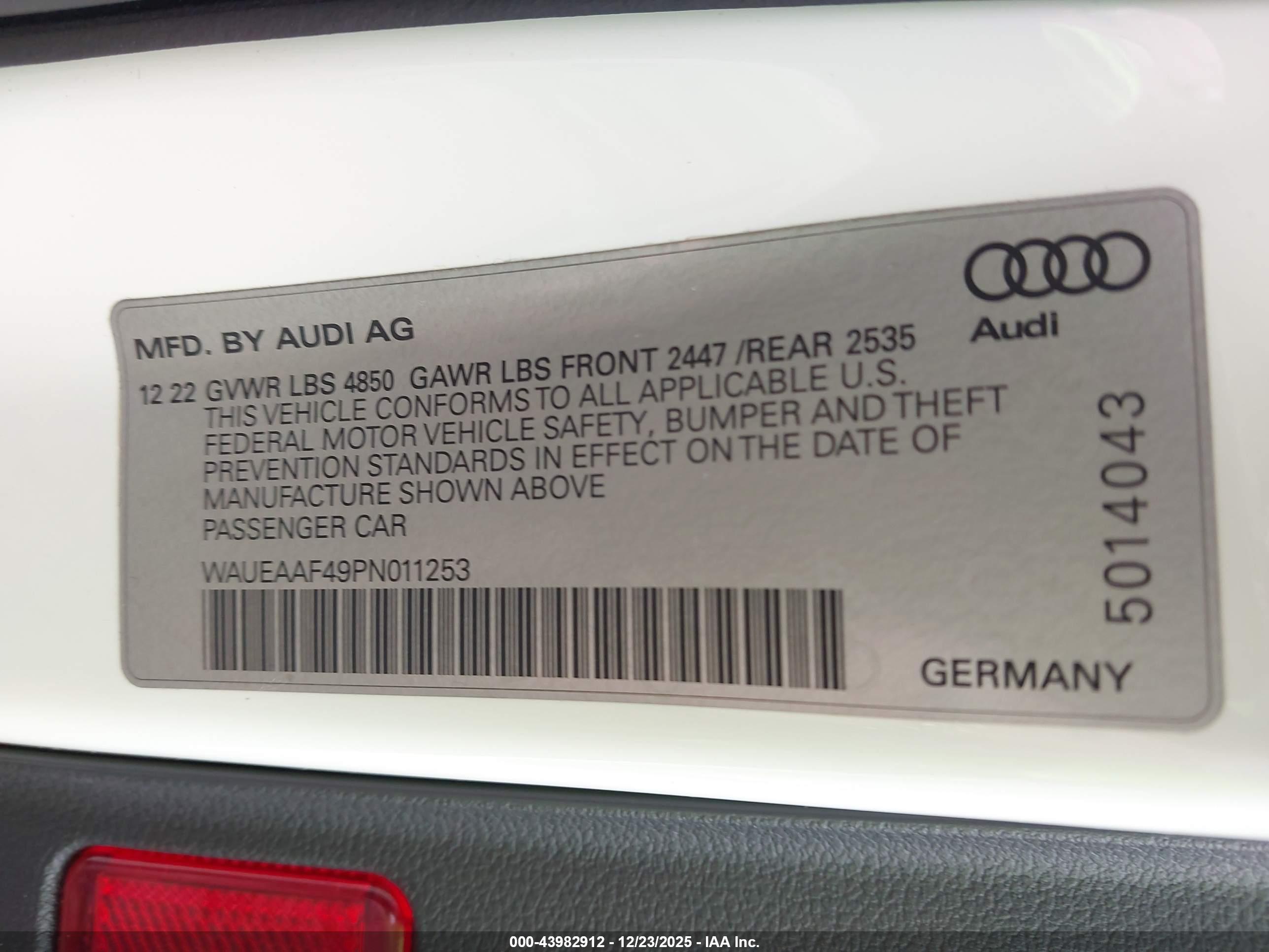 AUDI A4 image 9