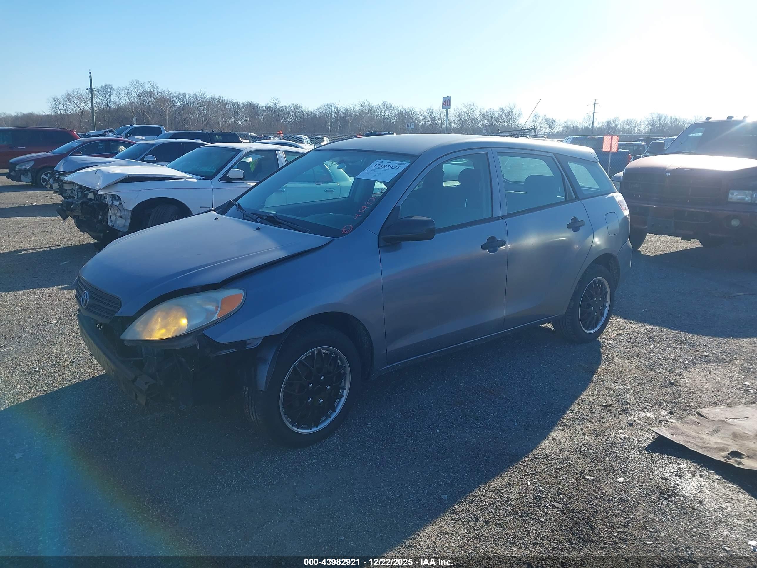 TOYOTA MATRIX image 2