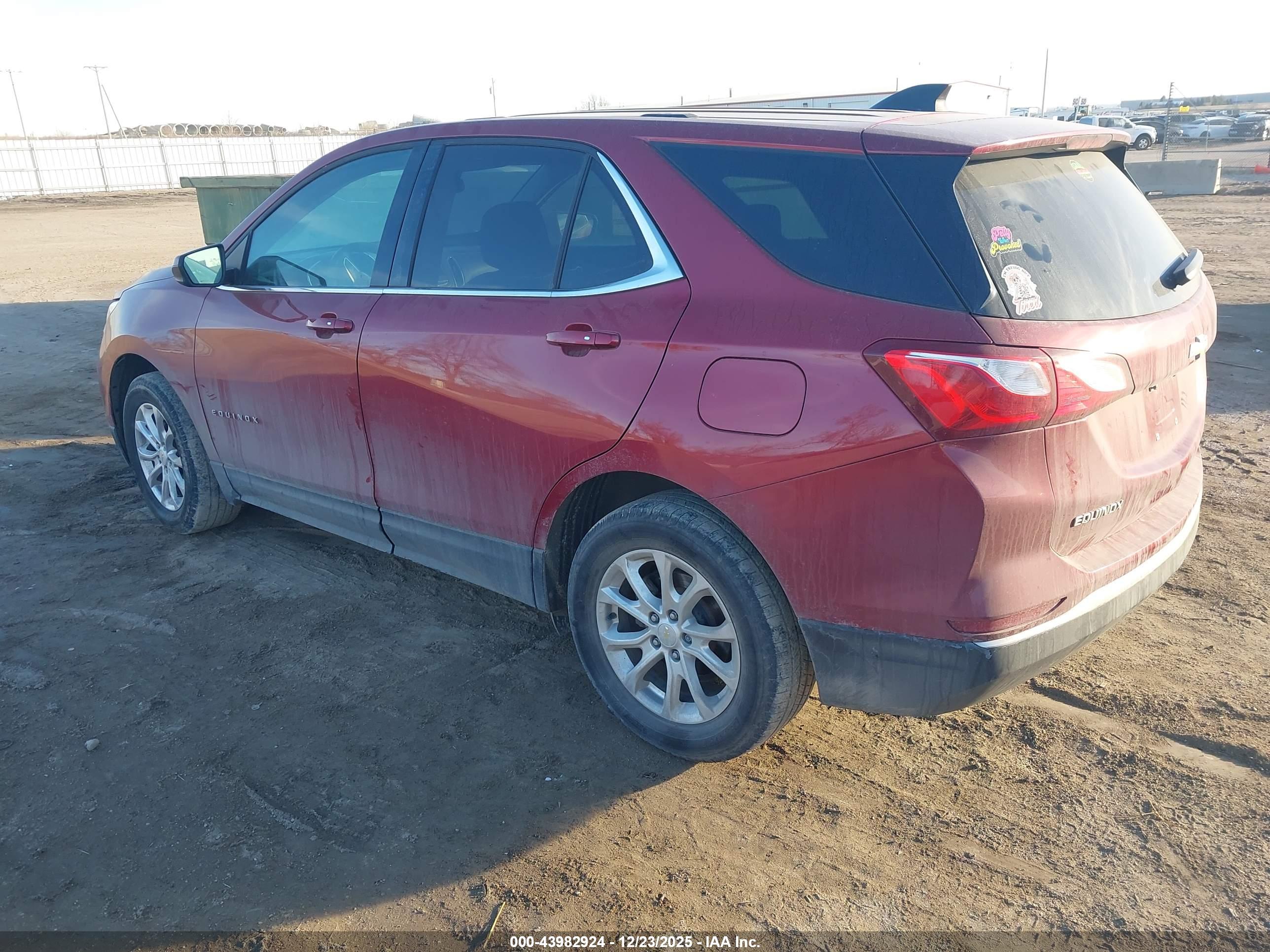 CHEVROLET EQUINOX image 3