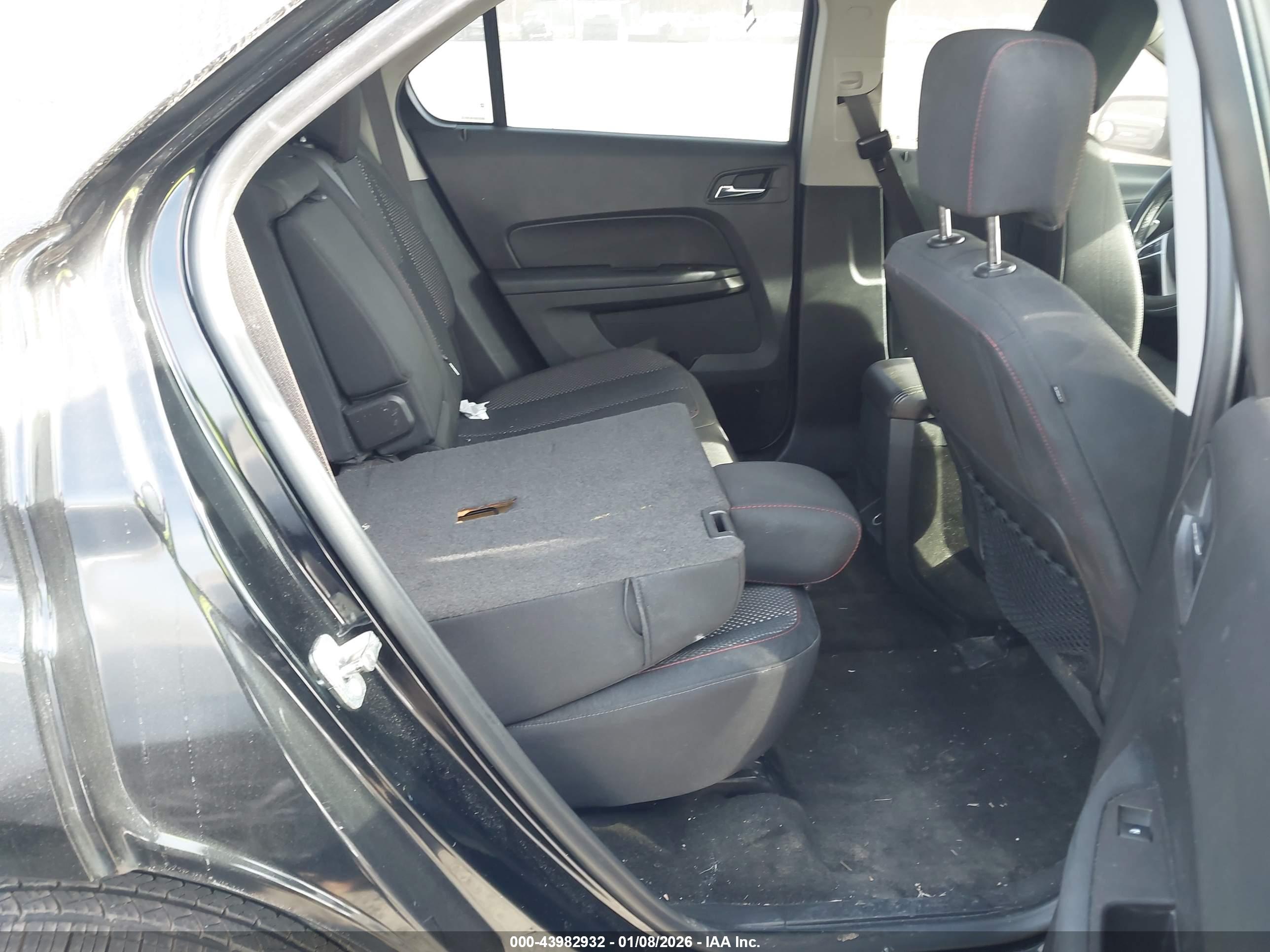CHEVROLET EQUINOX image 8
