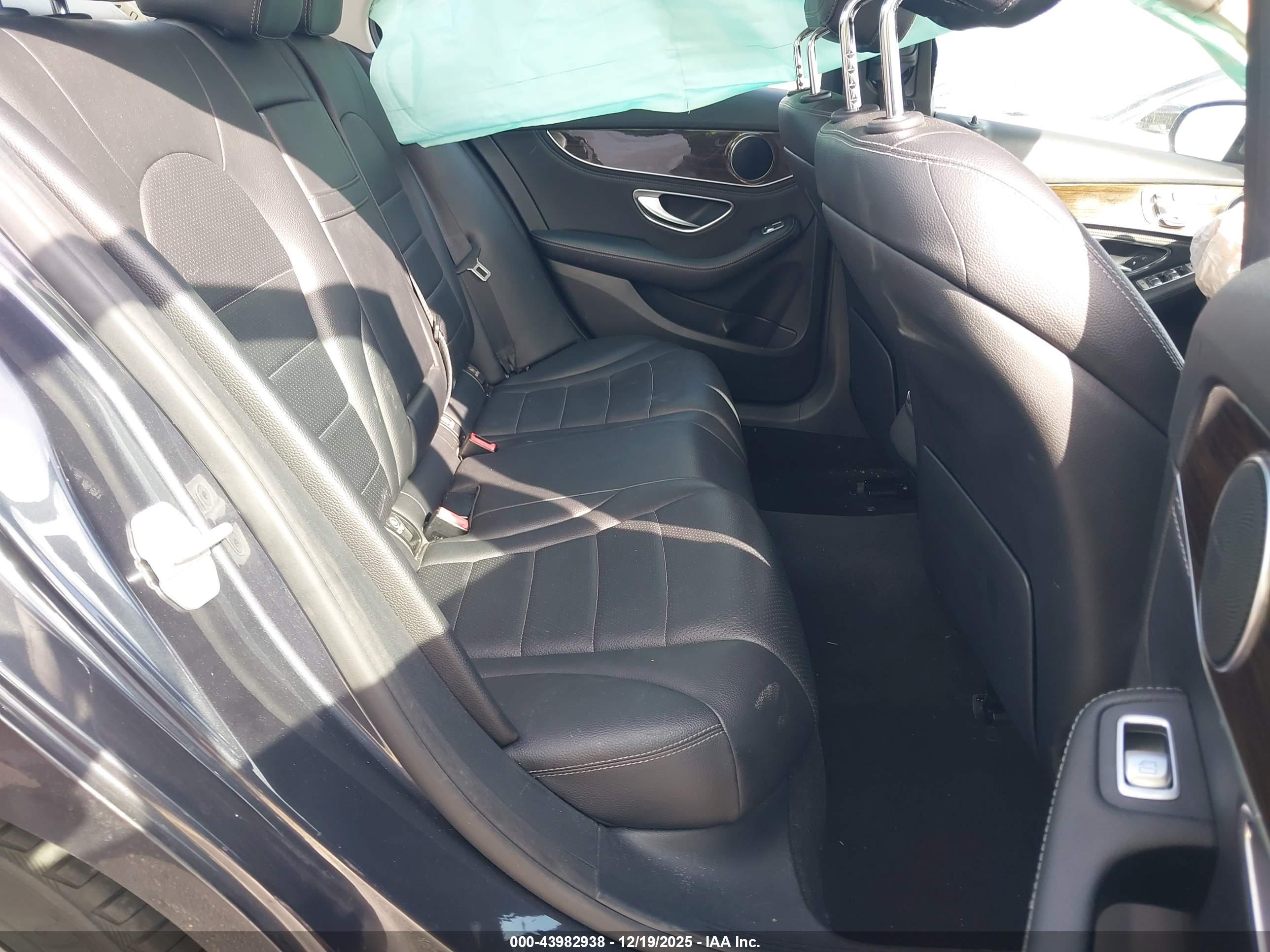 MERCEDES-BENZ C image 8