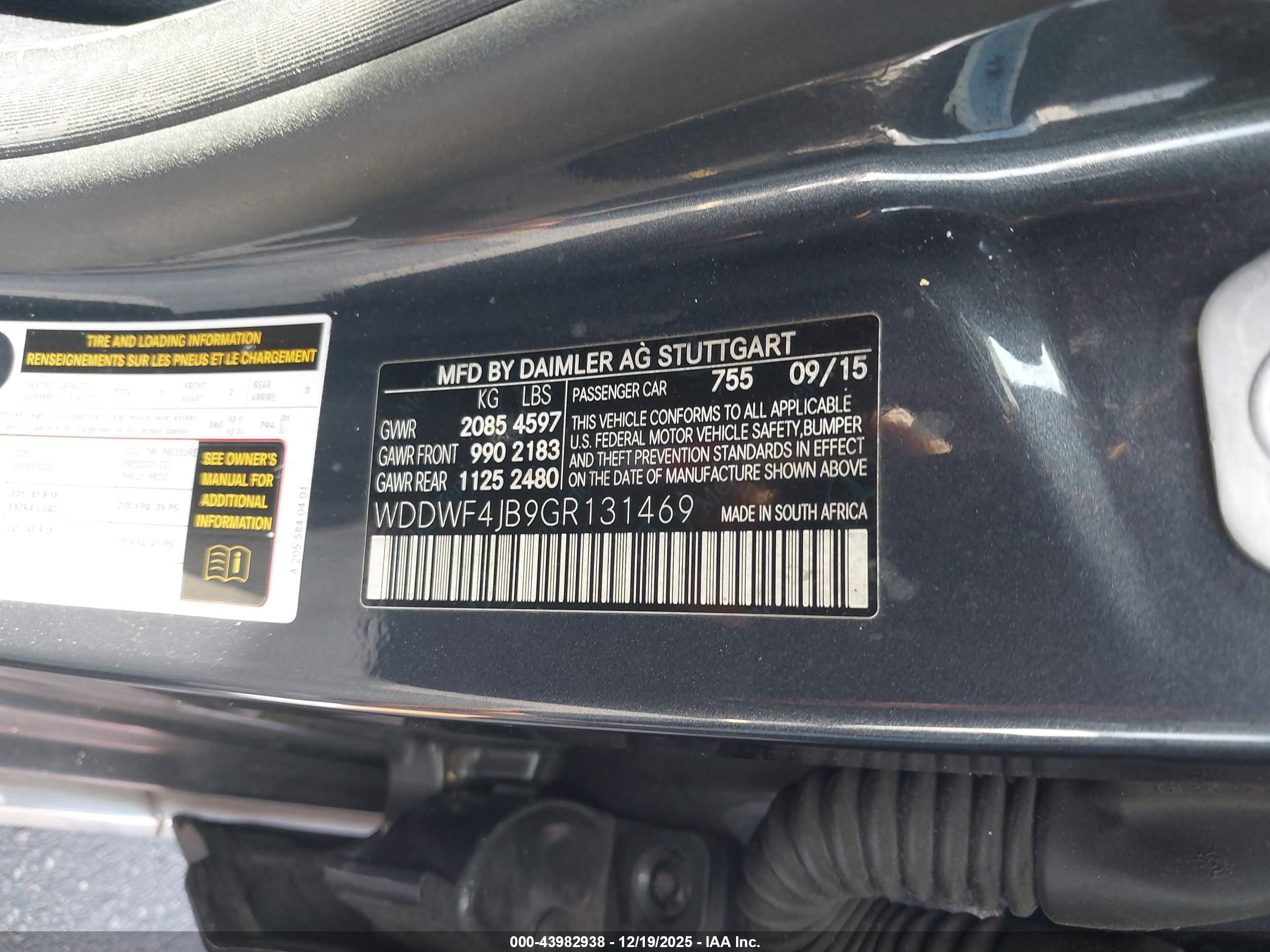 MERCEDES-BENZ C image 9