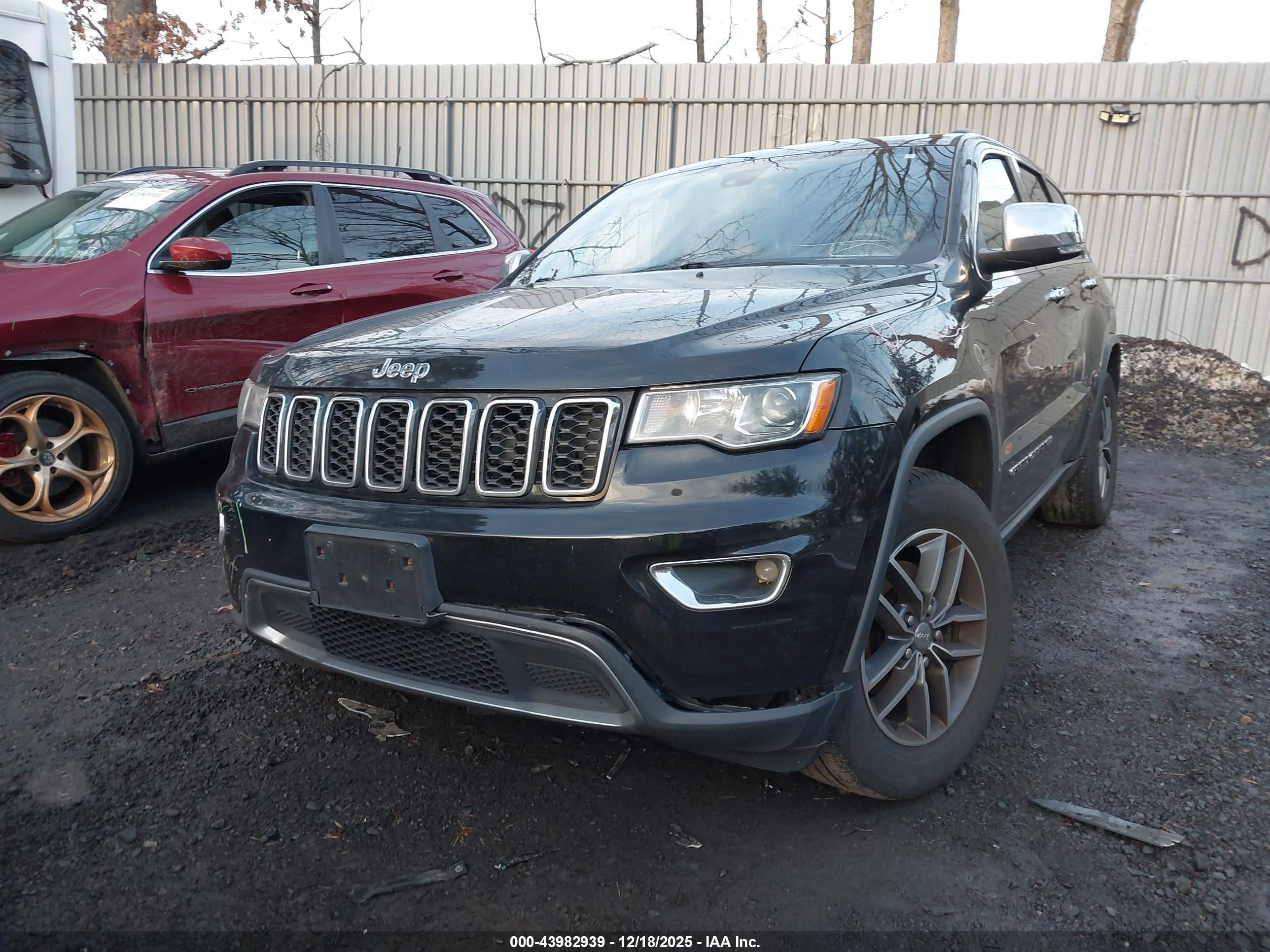 JEEP GRAND image 2
