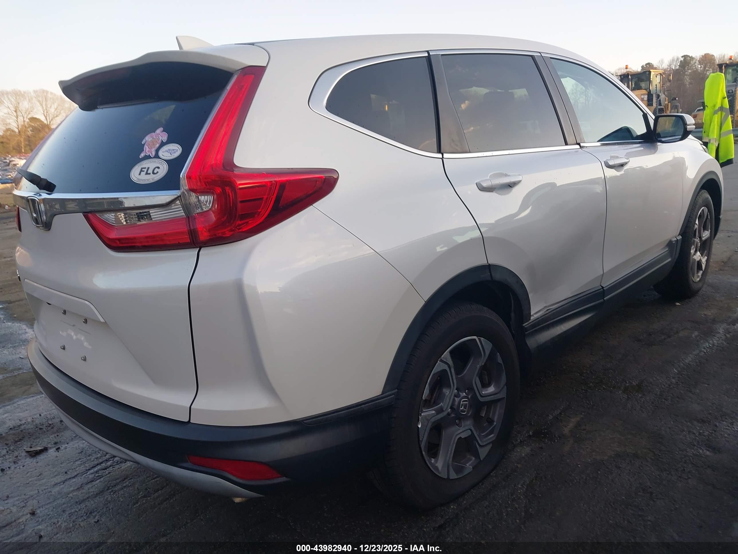 HONDA CR-V image 6
