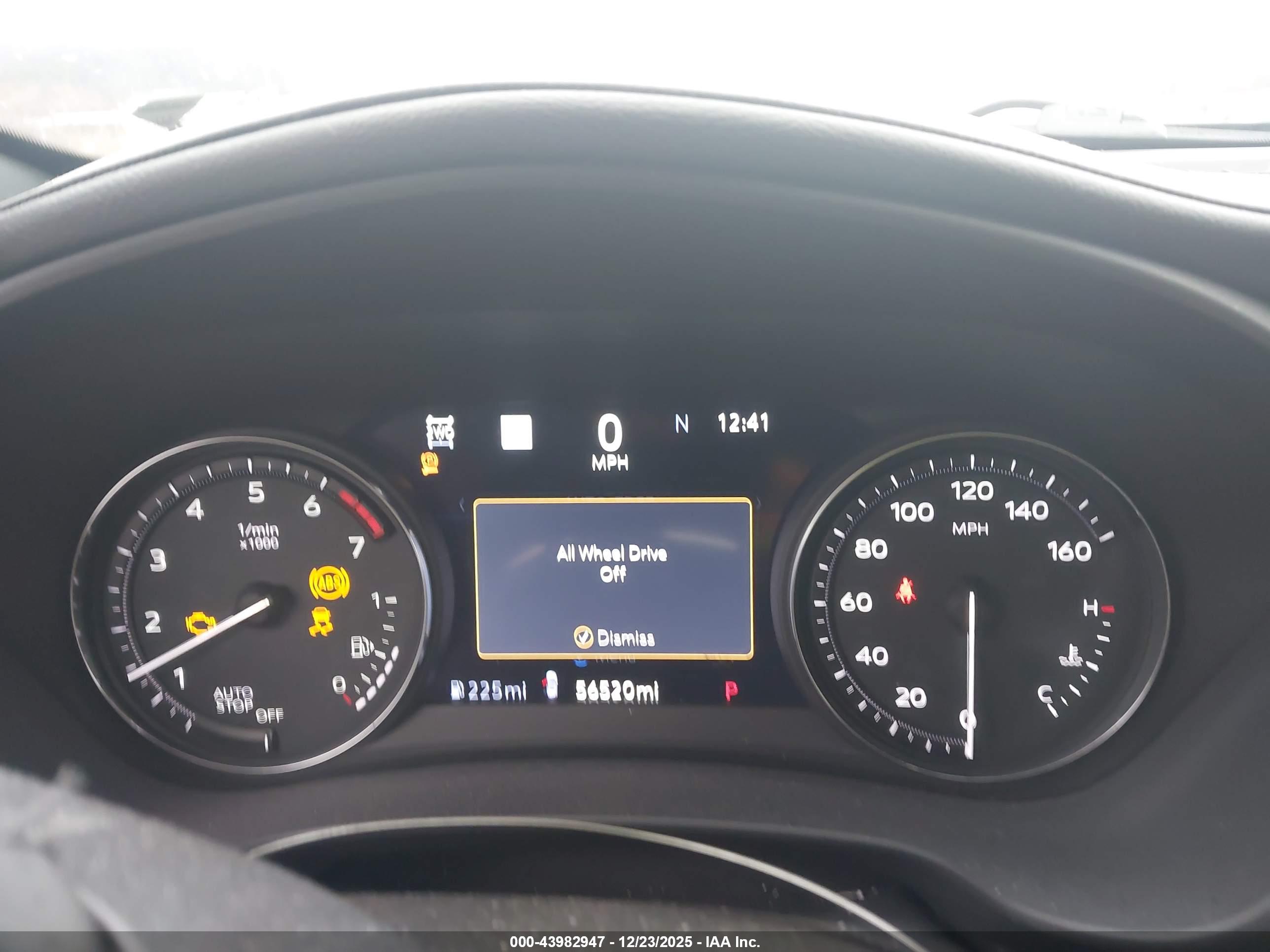 CADILLAC XT4 image 7