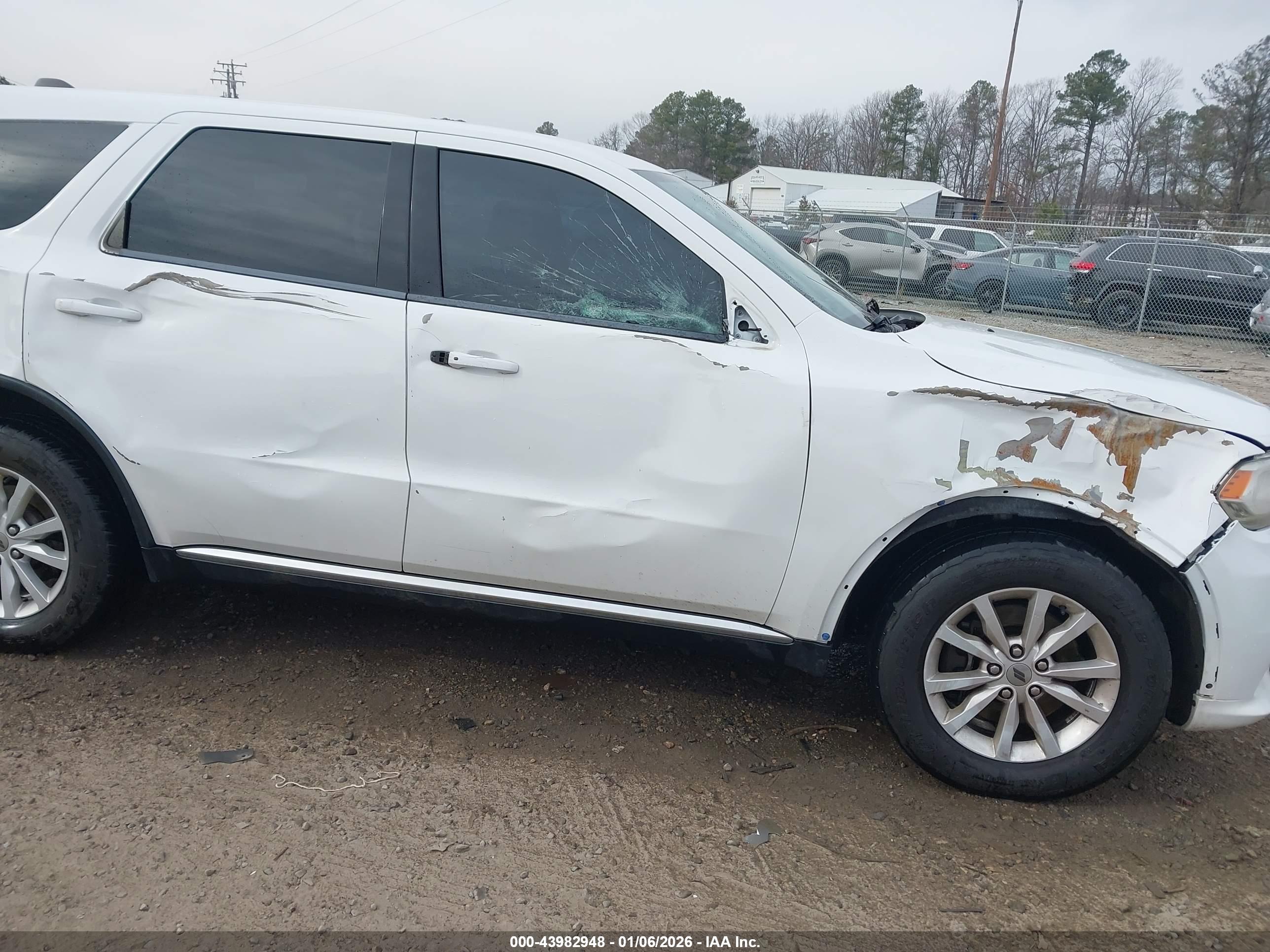 DODGE DURANGO image 6