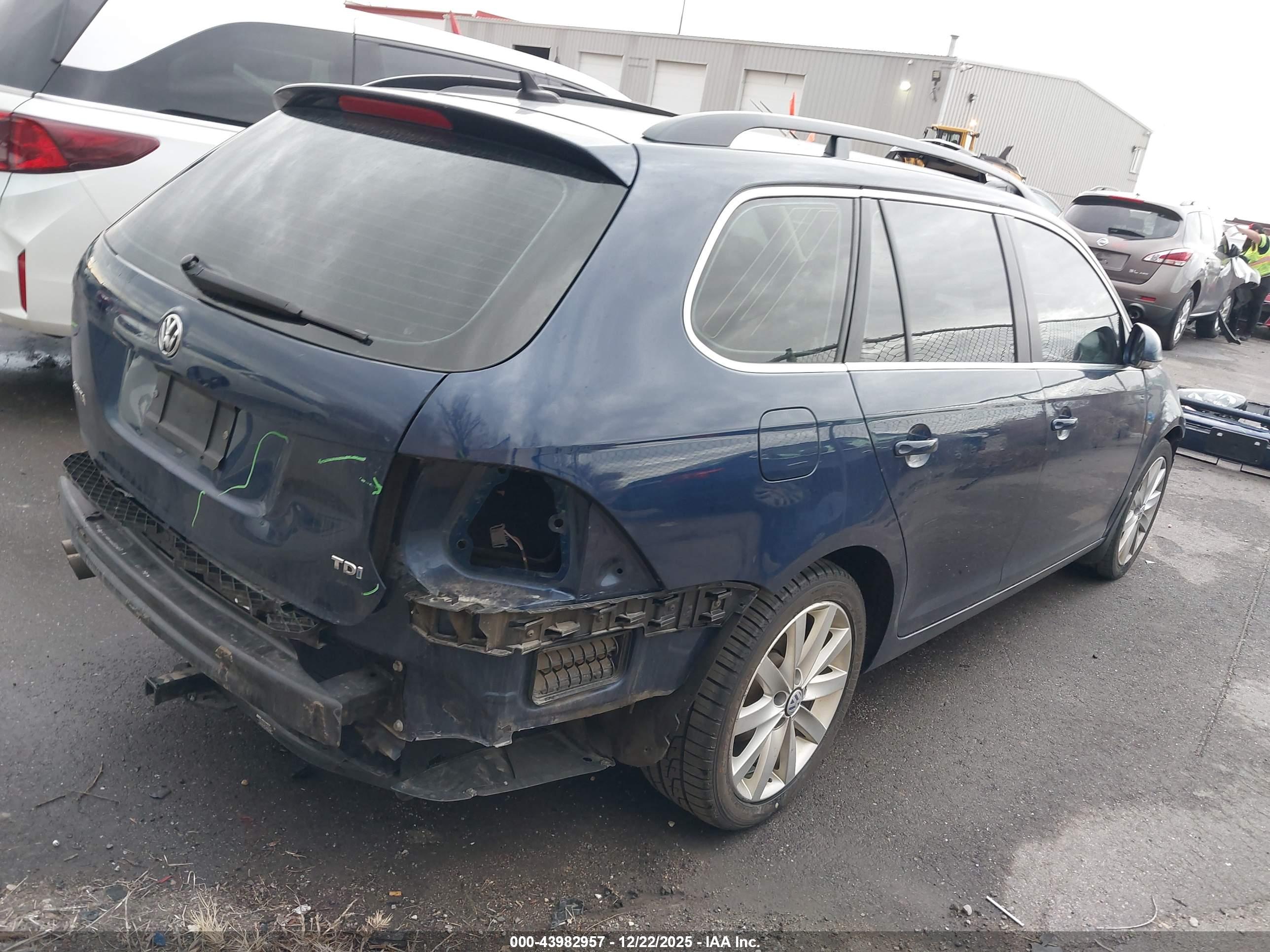 VOLKSWAGEN JETTA image 4