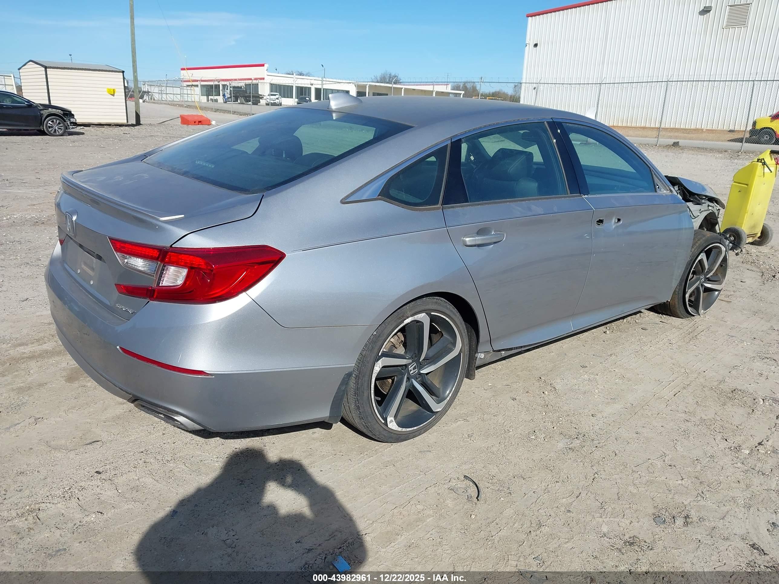 HONDA ACCORD image 4