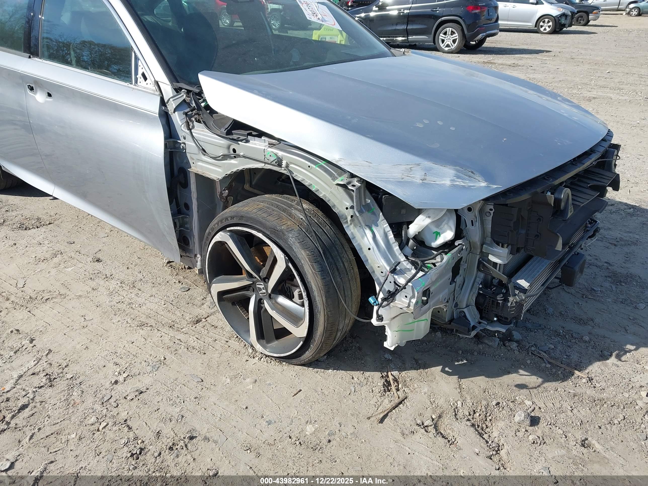 HONDA ACCORD image 6