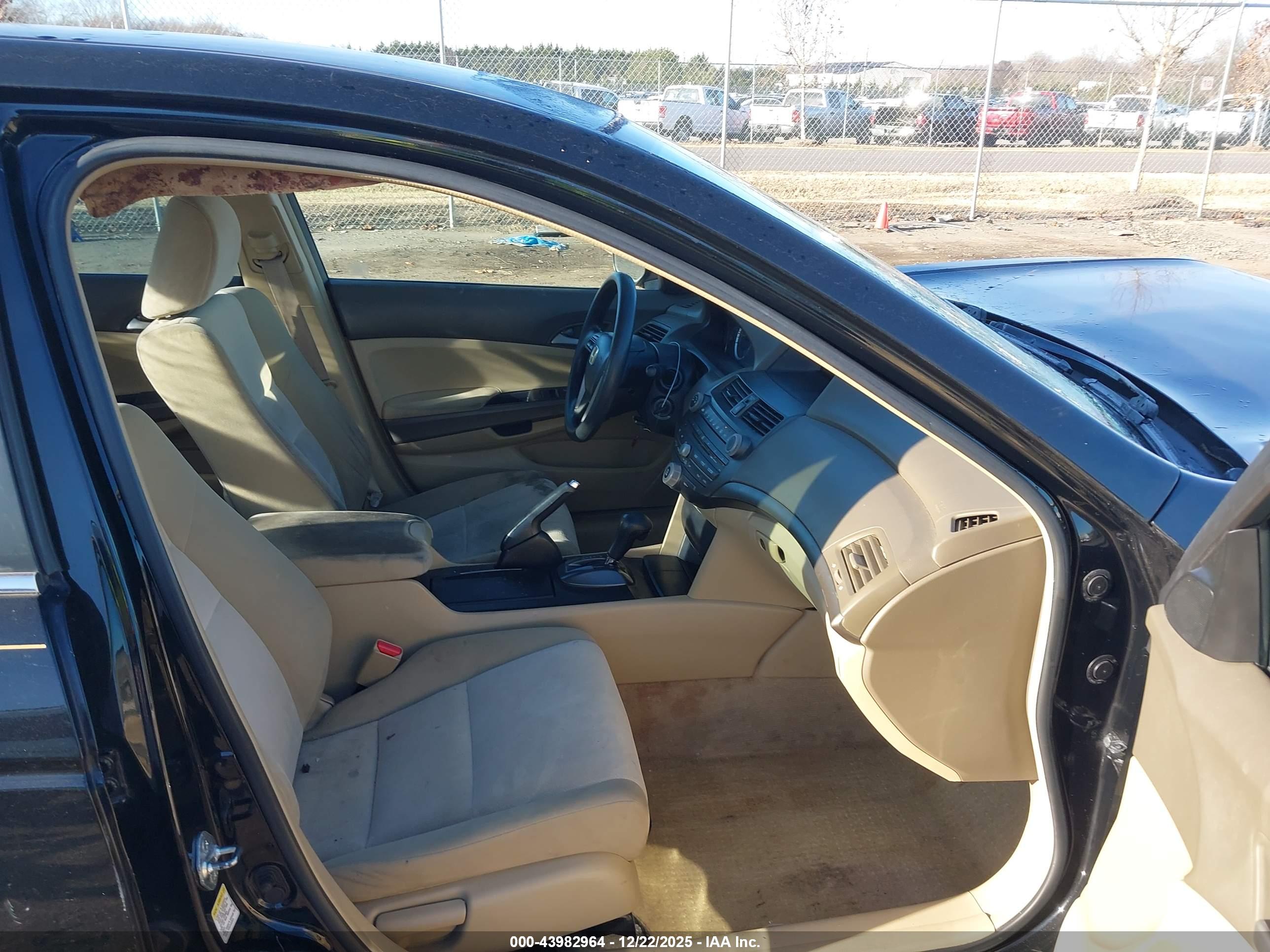 HONDA ACCORD image 5