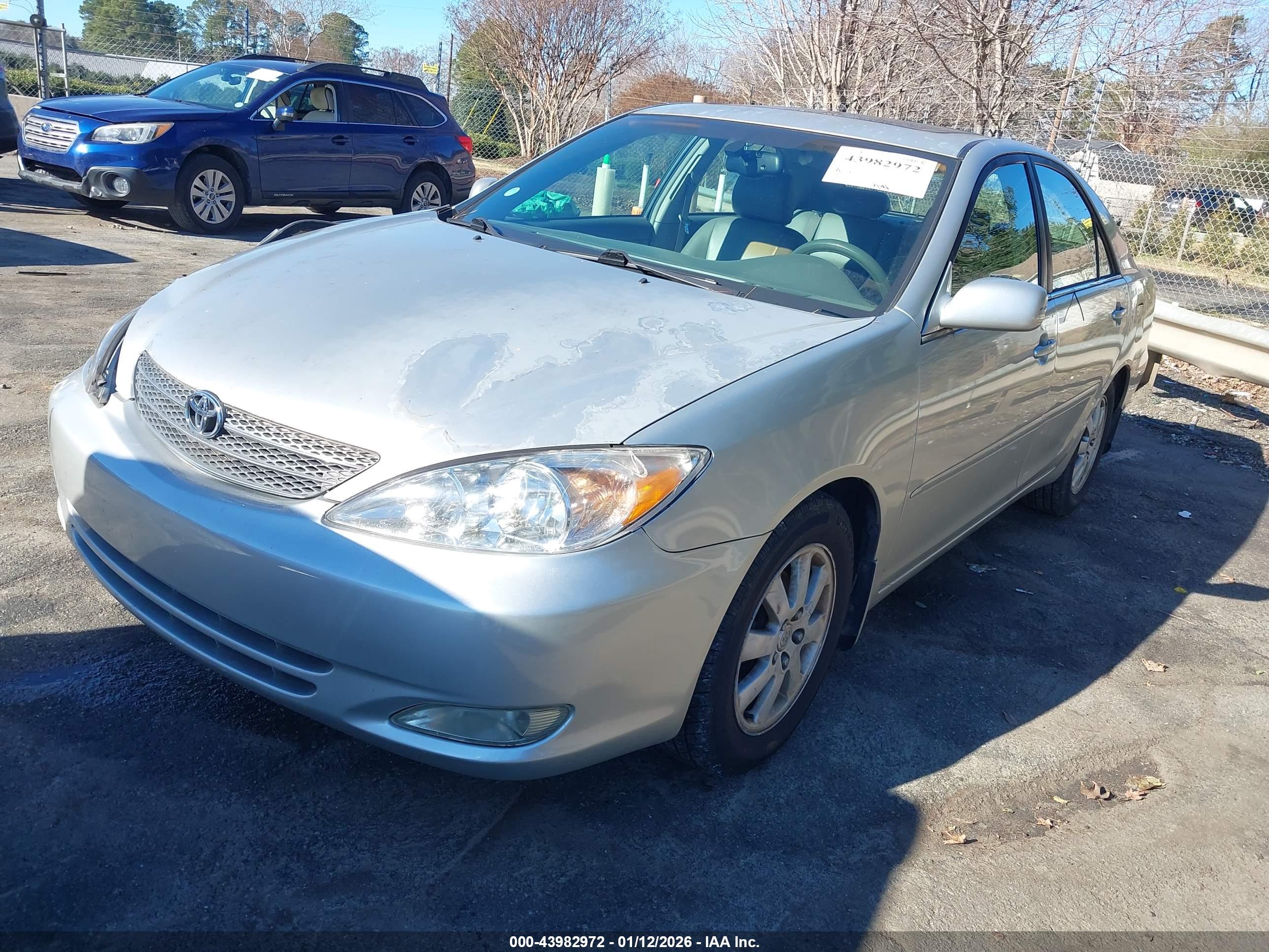 TOYOTA CAMRY image 2