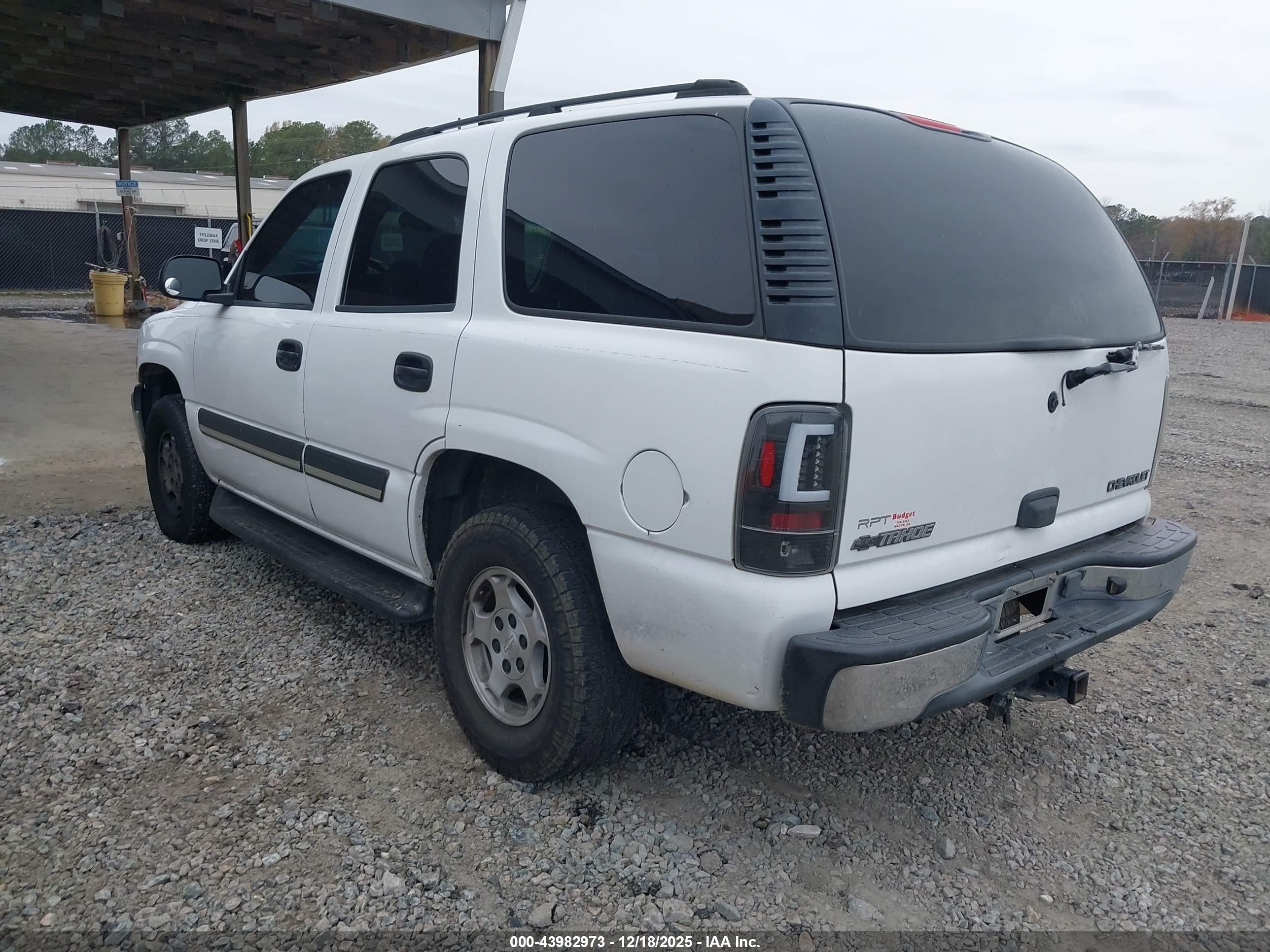 CHEVROLET TAHOE image 3