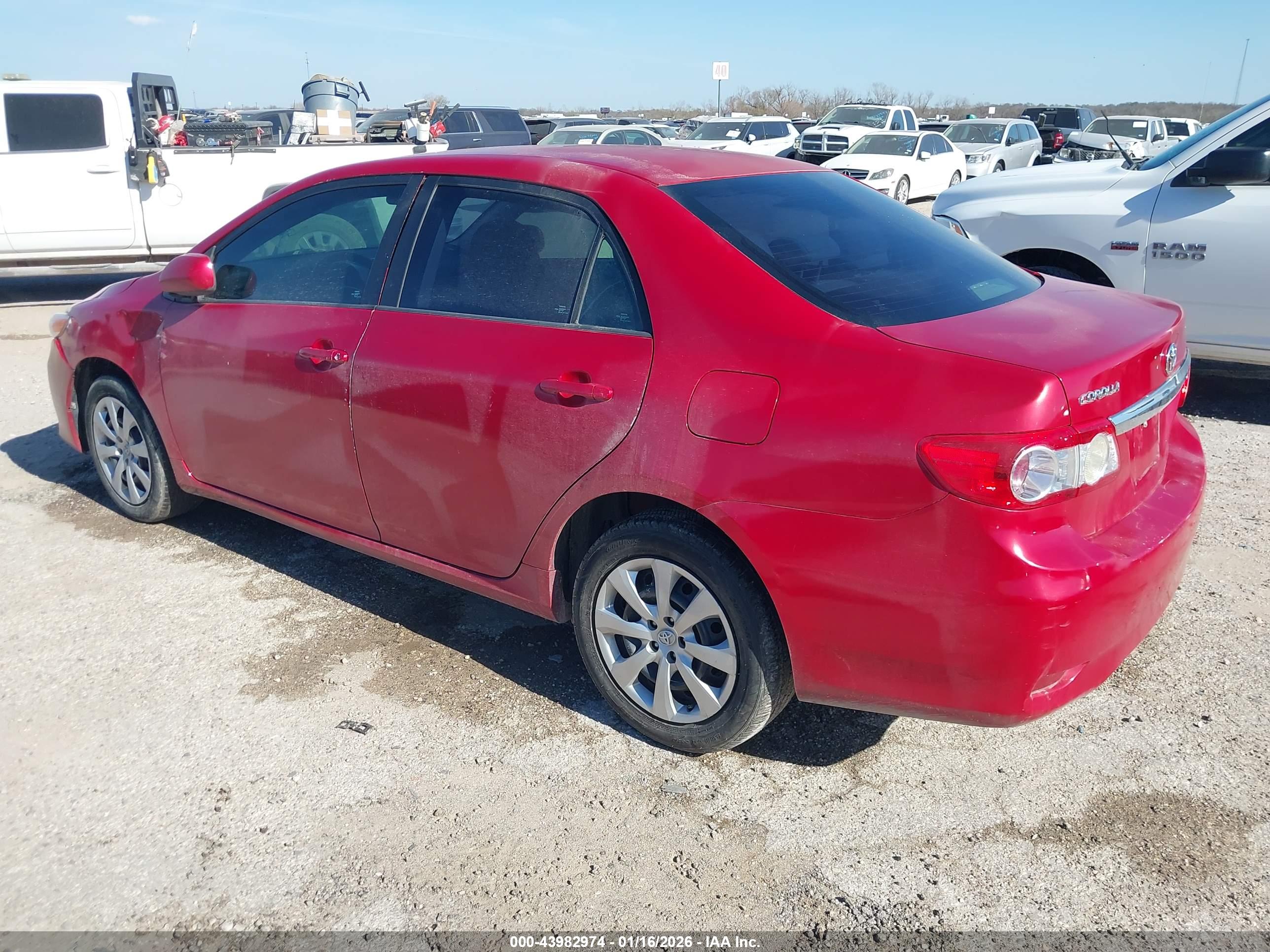 TOYOTA COROLLA image 3