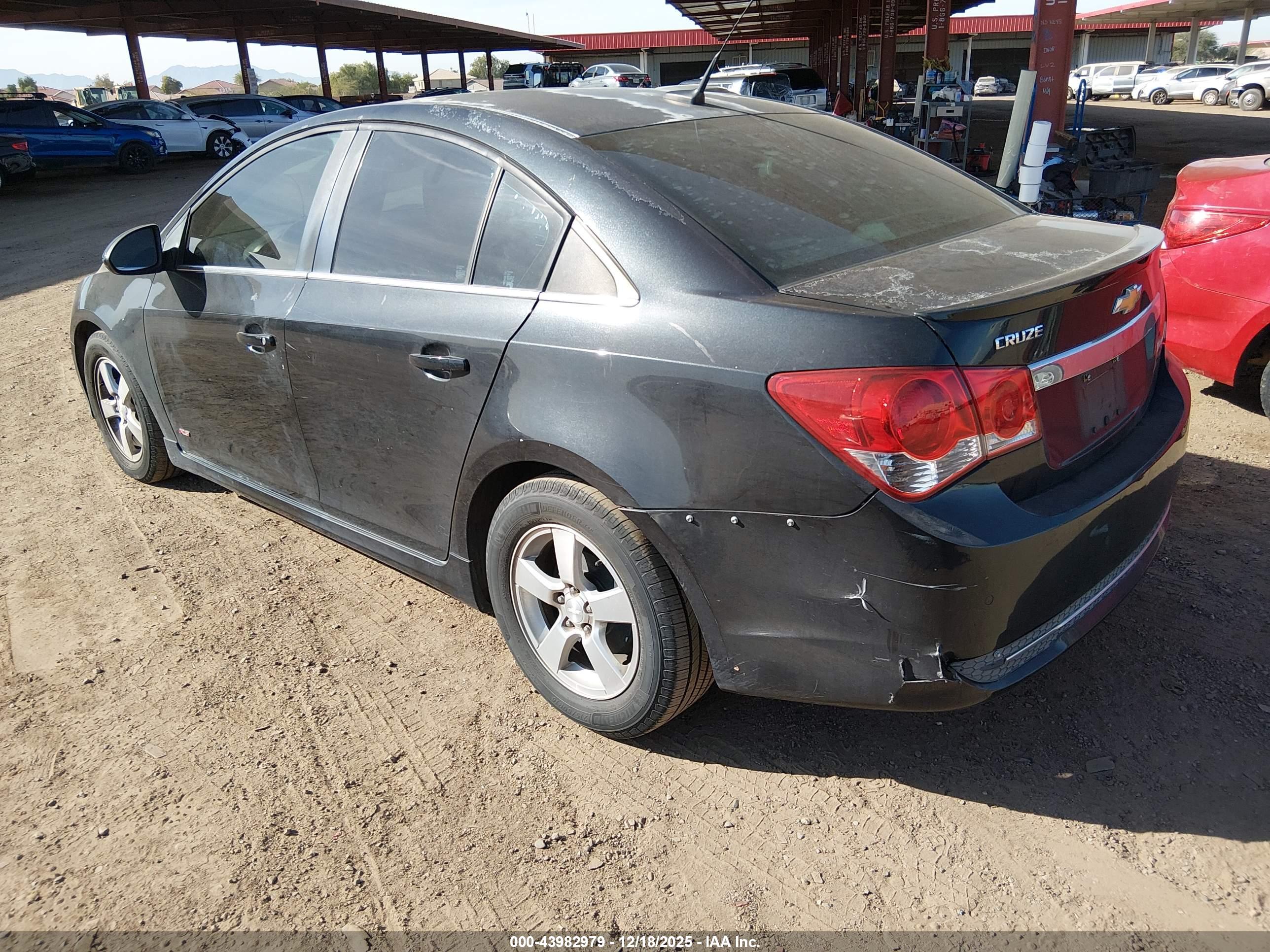 CHEVROLET CRUZE image 3