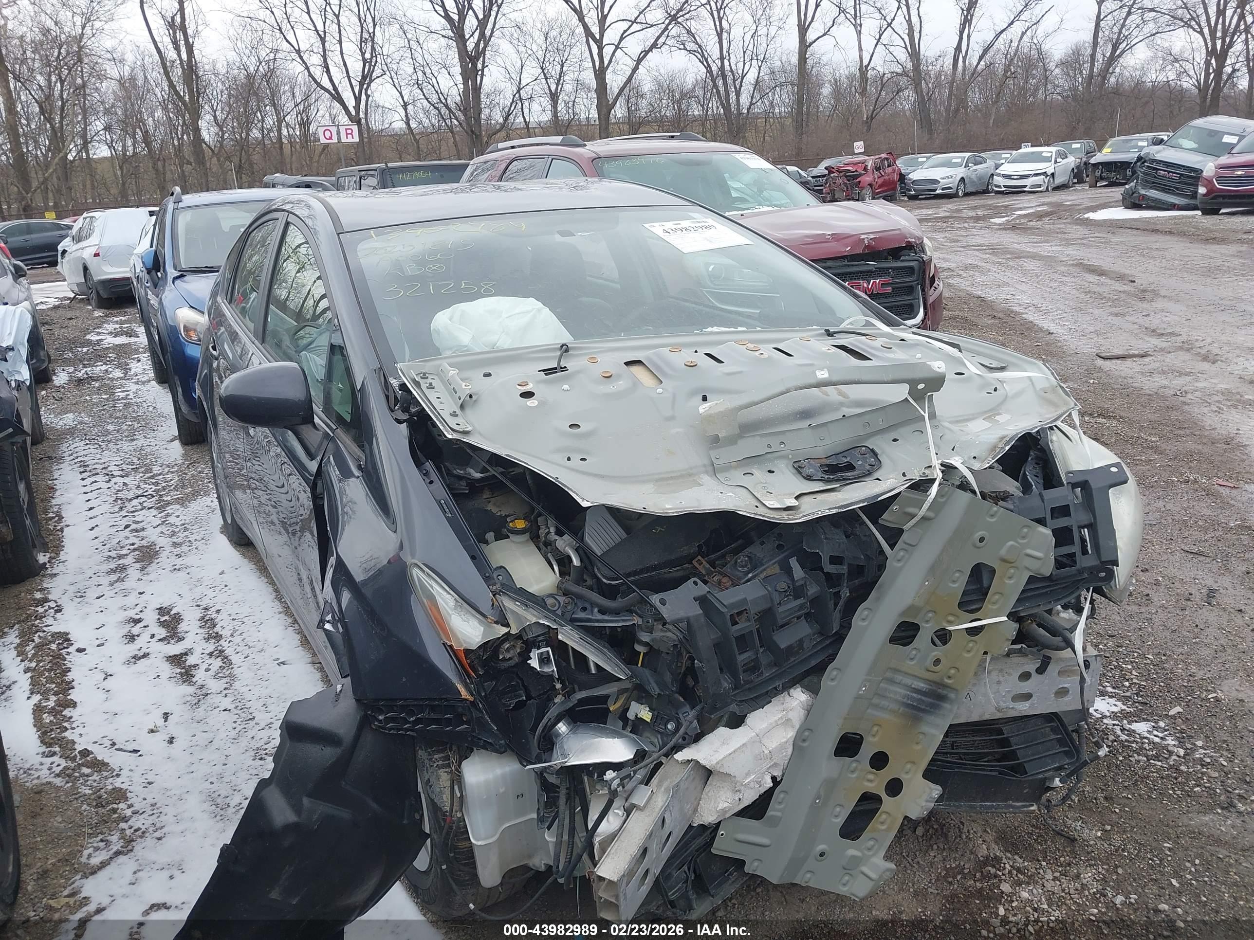 TOYOTA PRIUS image 6