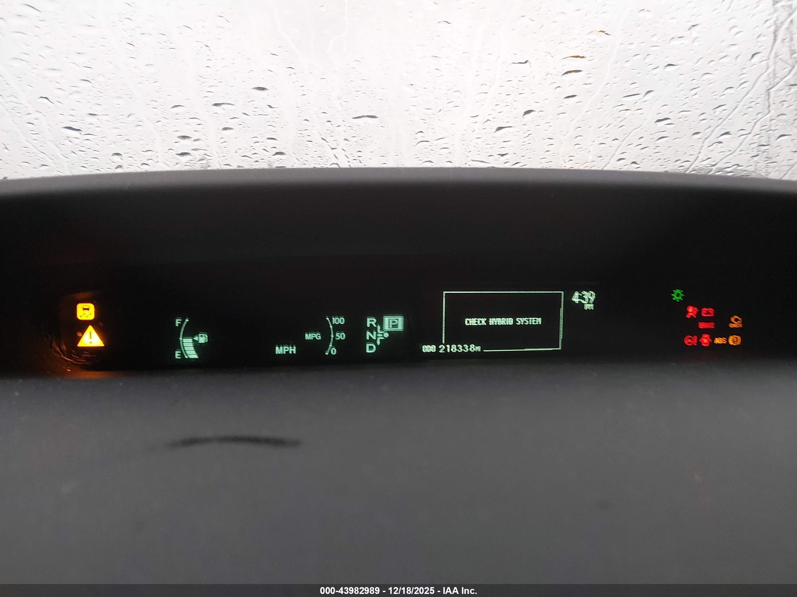 TOYOTA PRIUS image 7