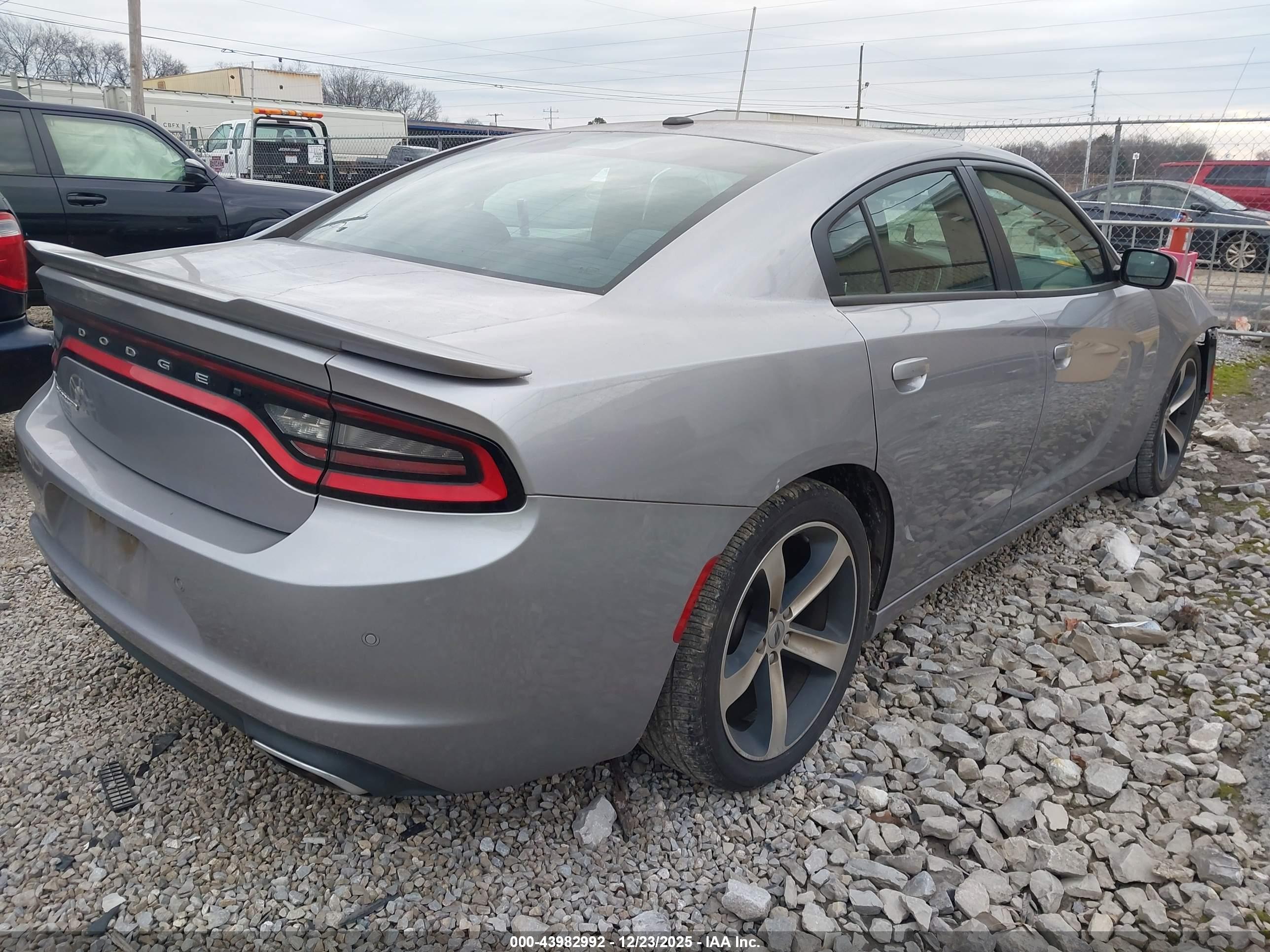 DODGE CHARGER image 4