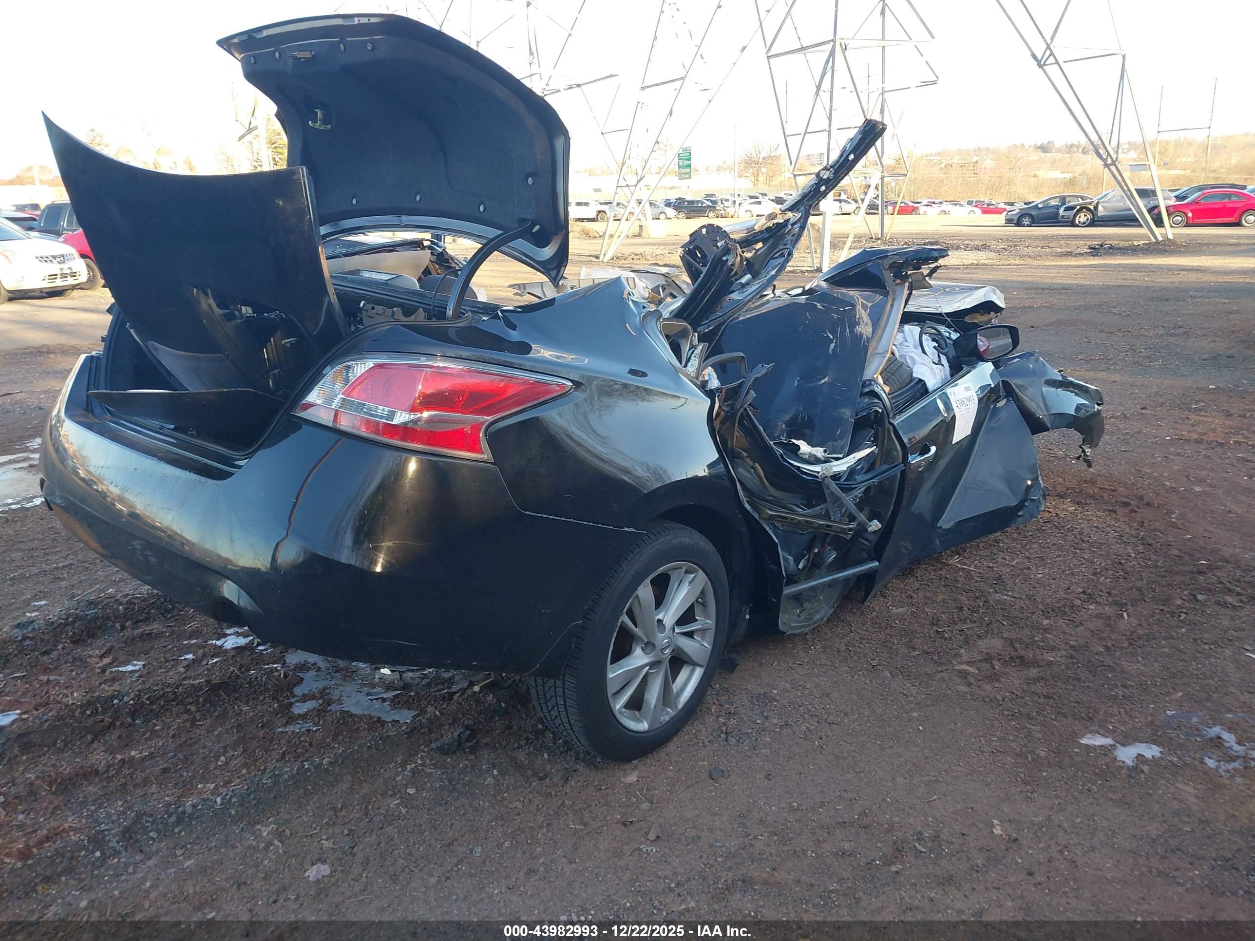 NISSAN ALTIMA image 4