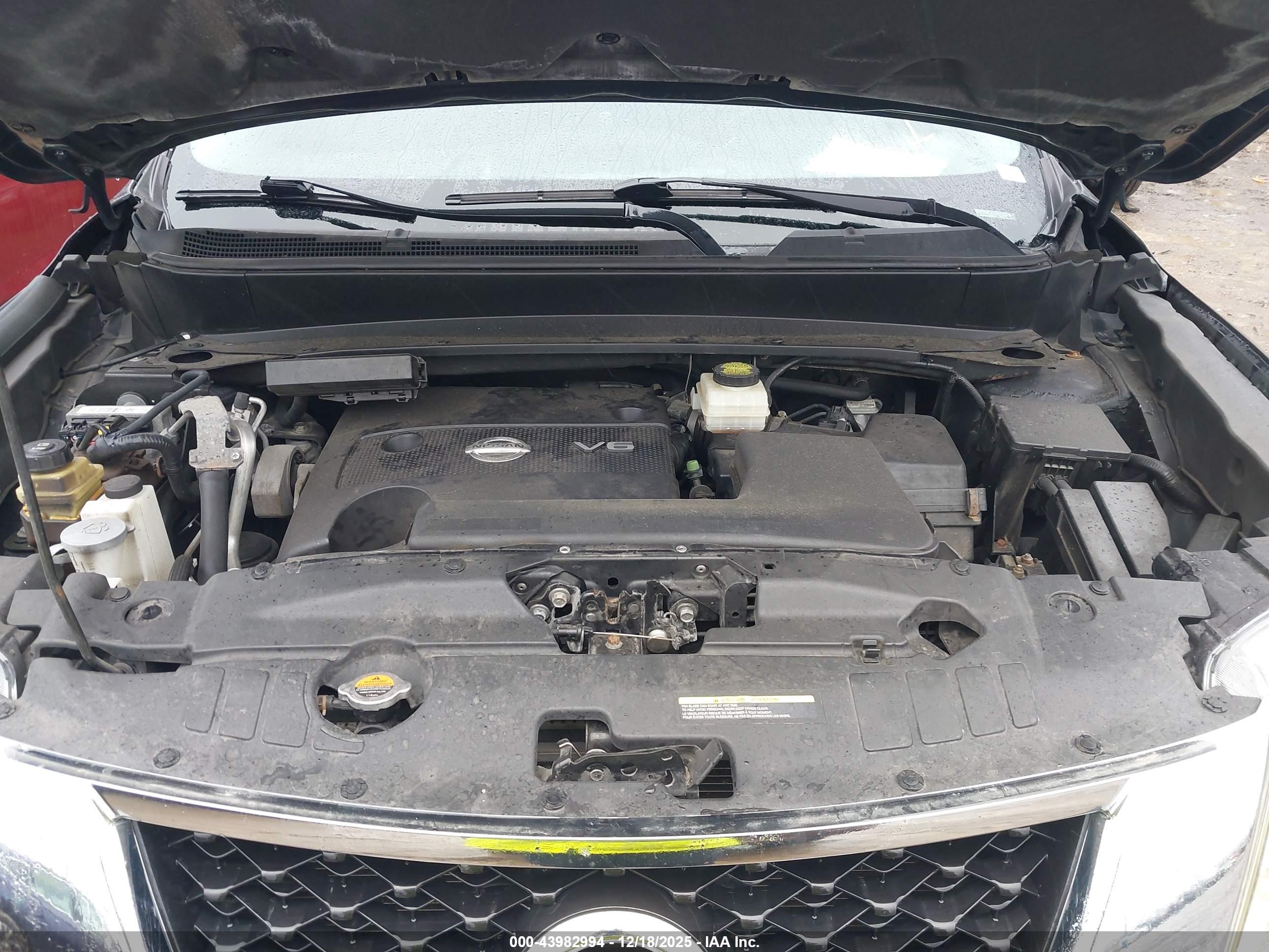 NISSAN PATHFINDER image 10