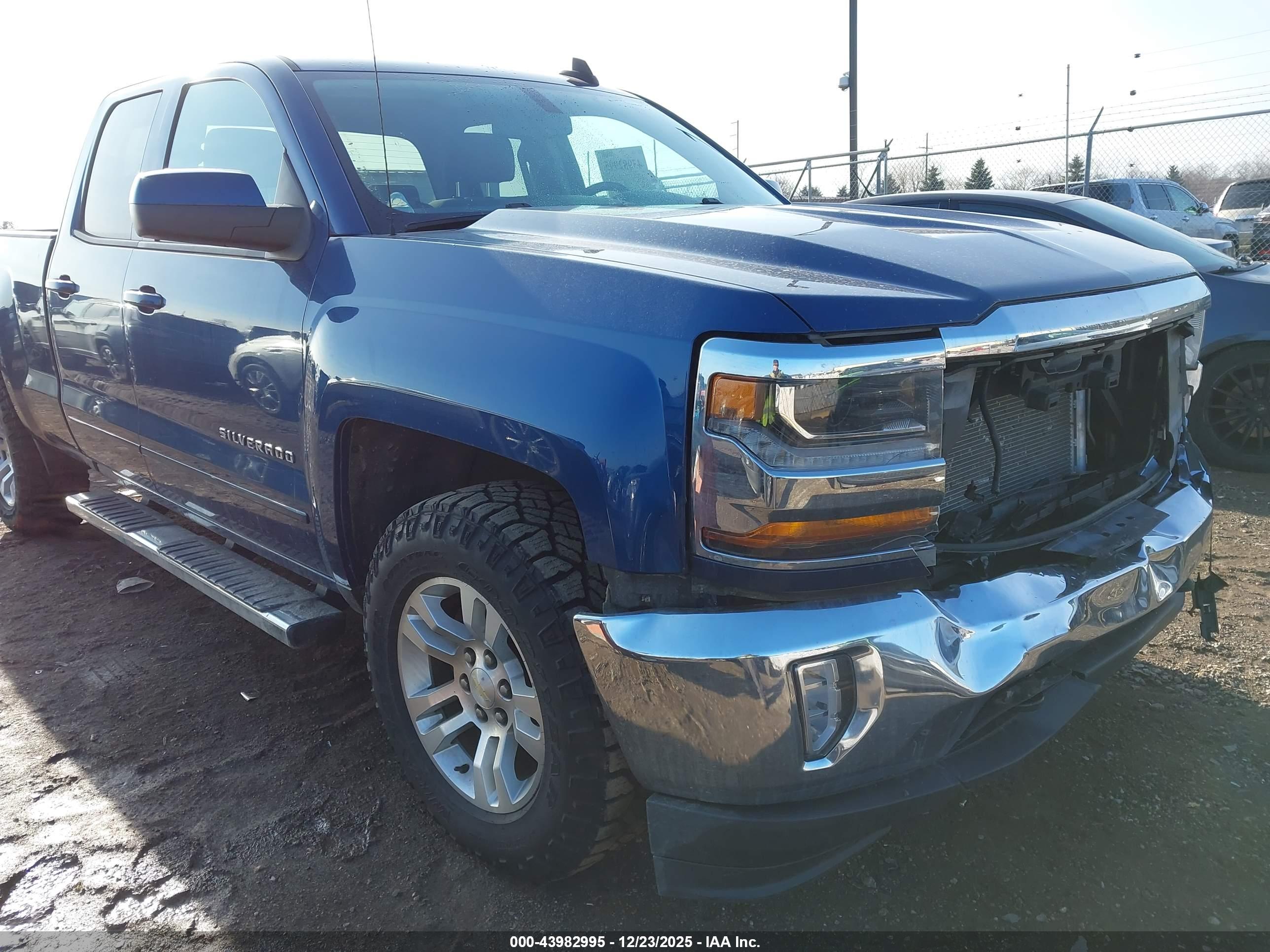 CHEVROLET SILVERADO image 5