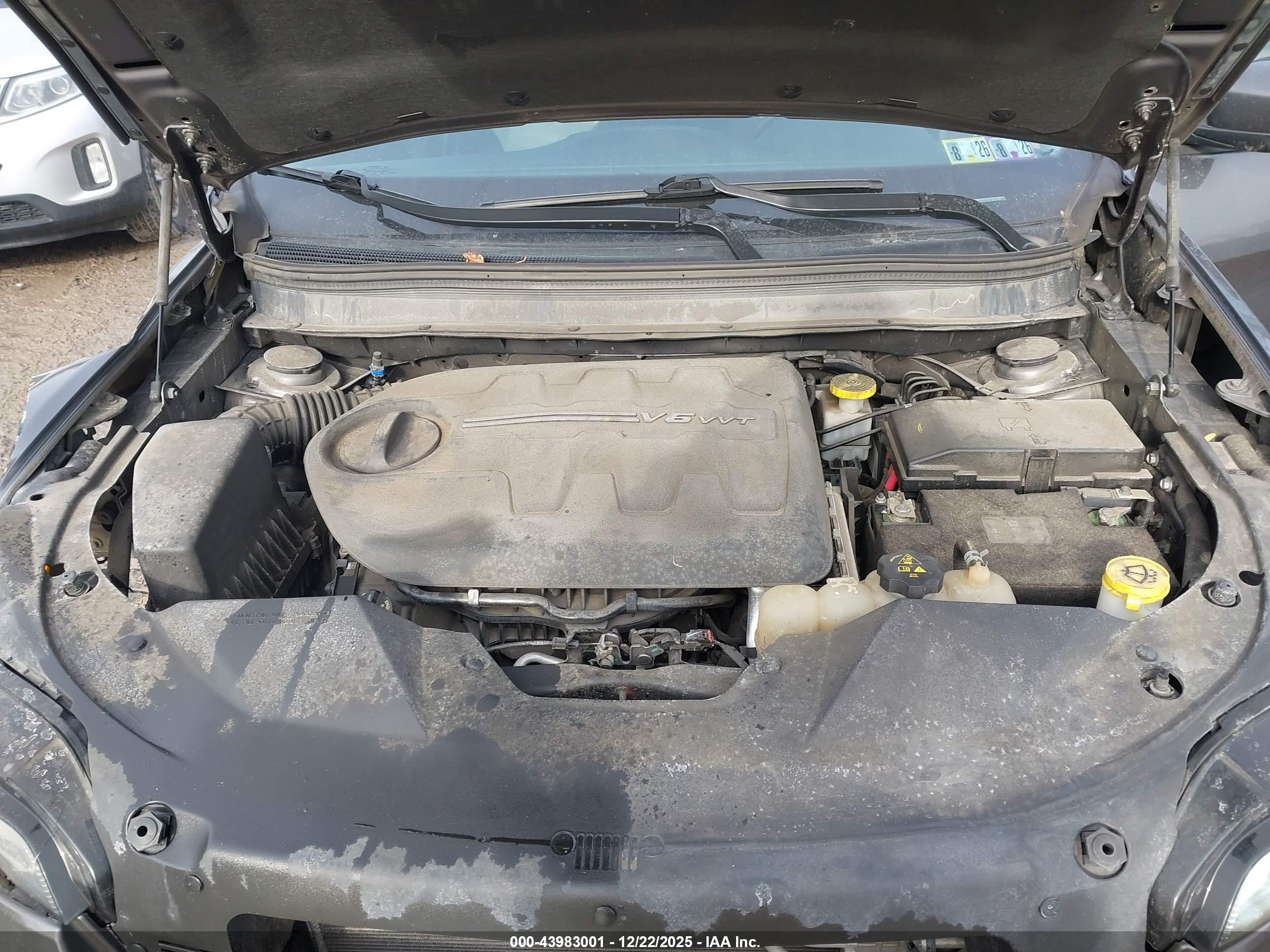 JEEP CHEROKEE image 10