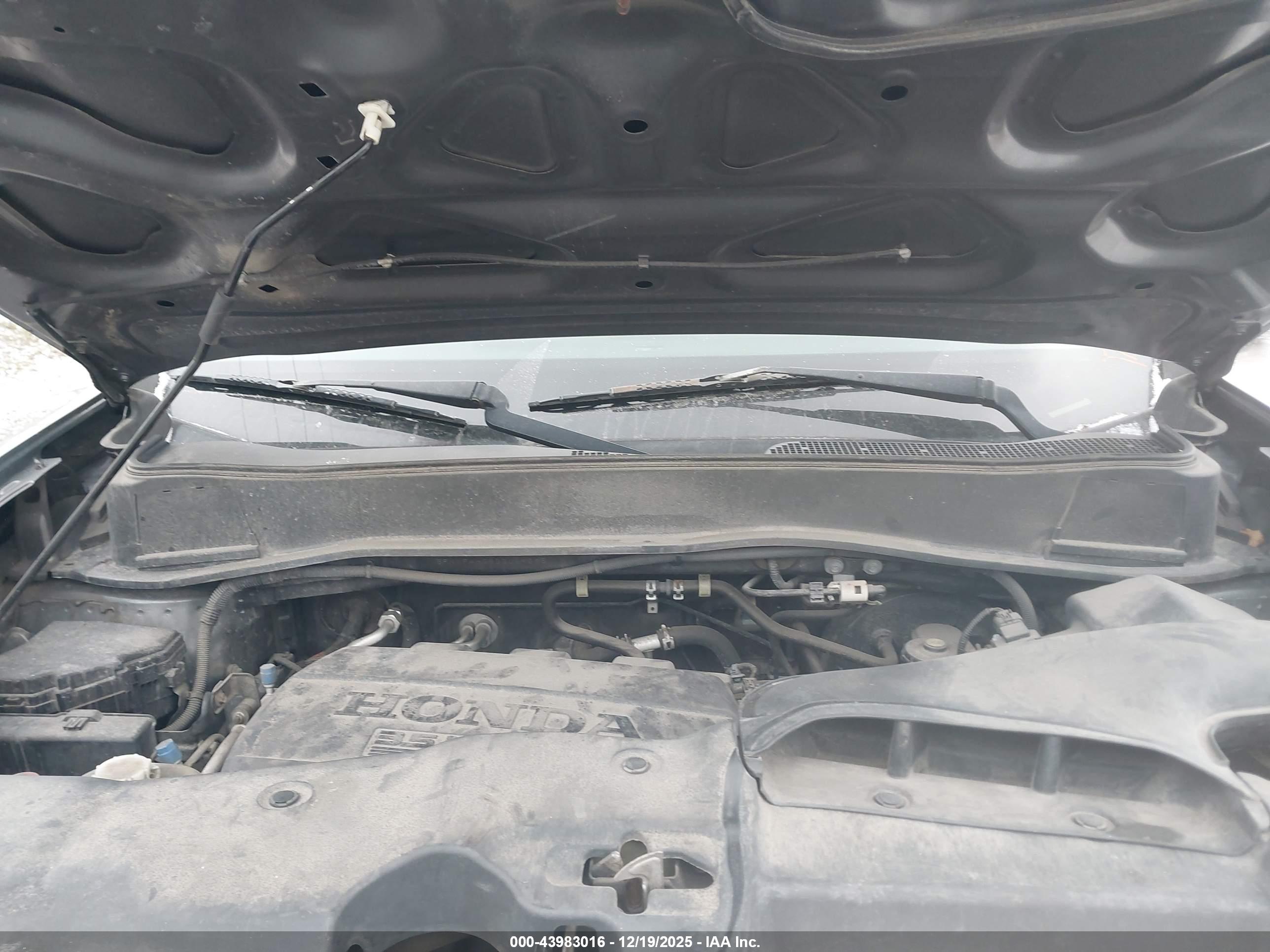 HONDA PILOT image 10