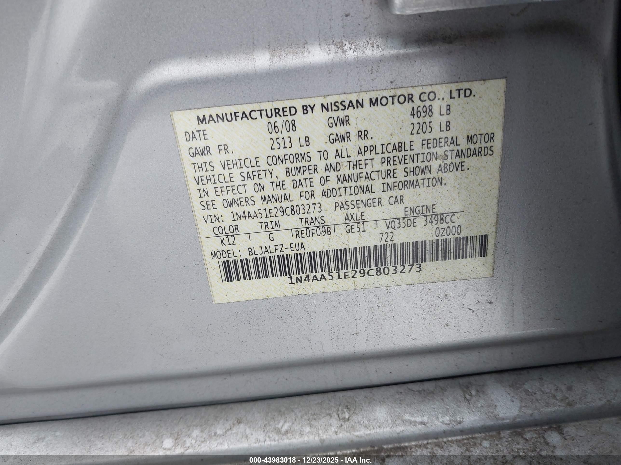 NISSAN MAXIMA image 9