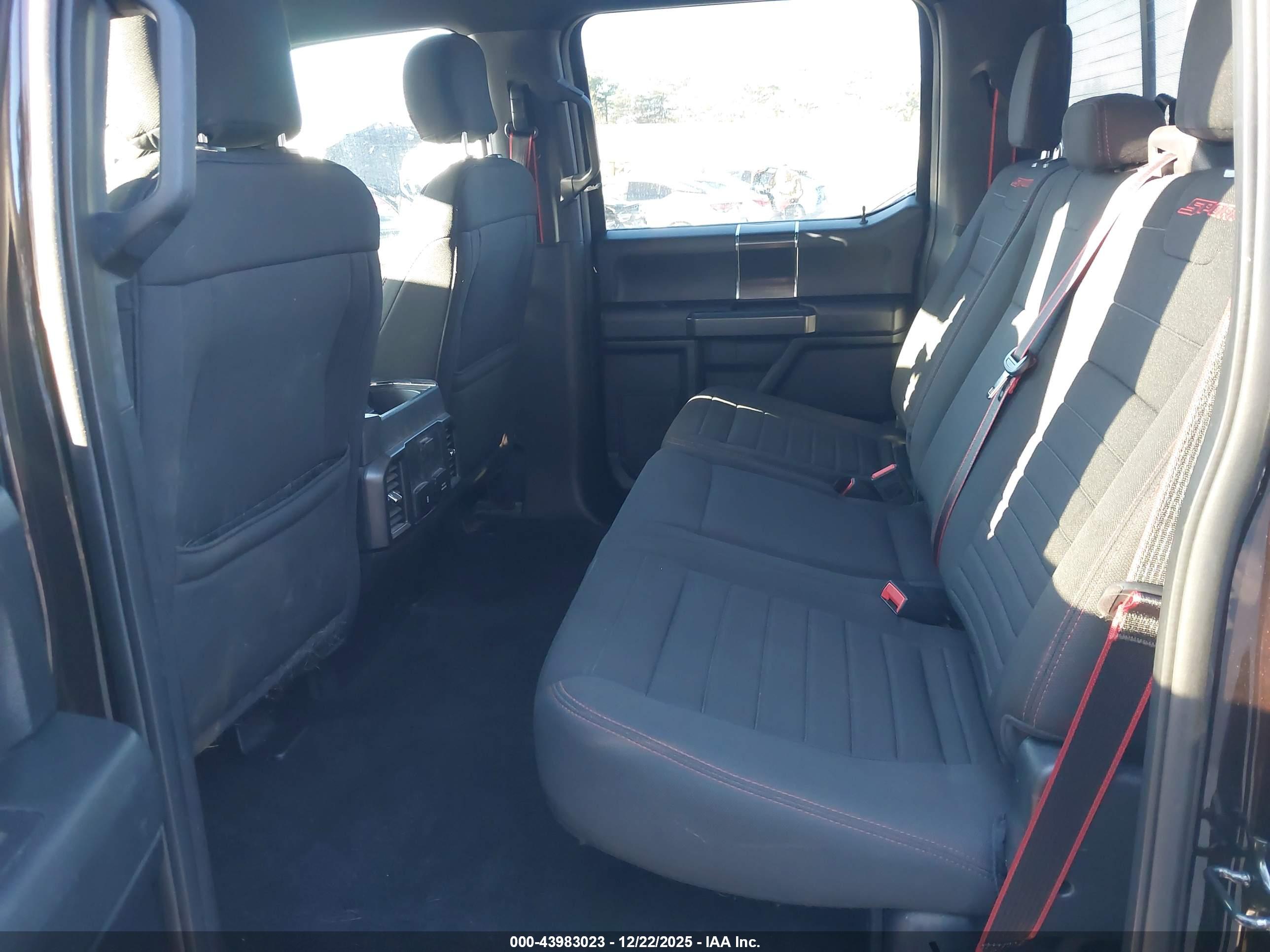 FORD F-150 image 8