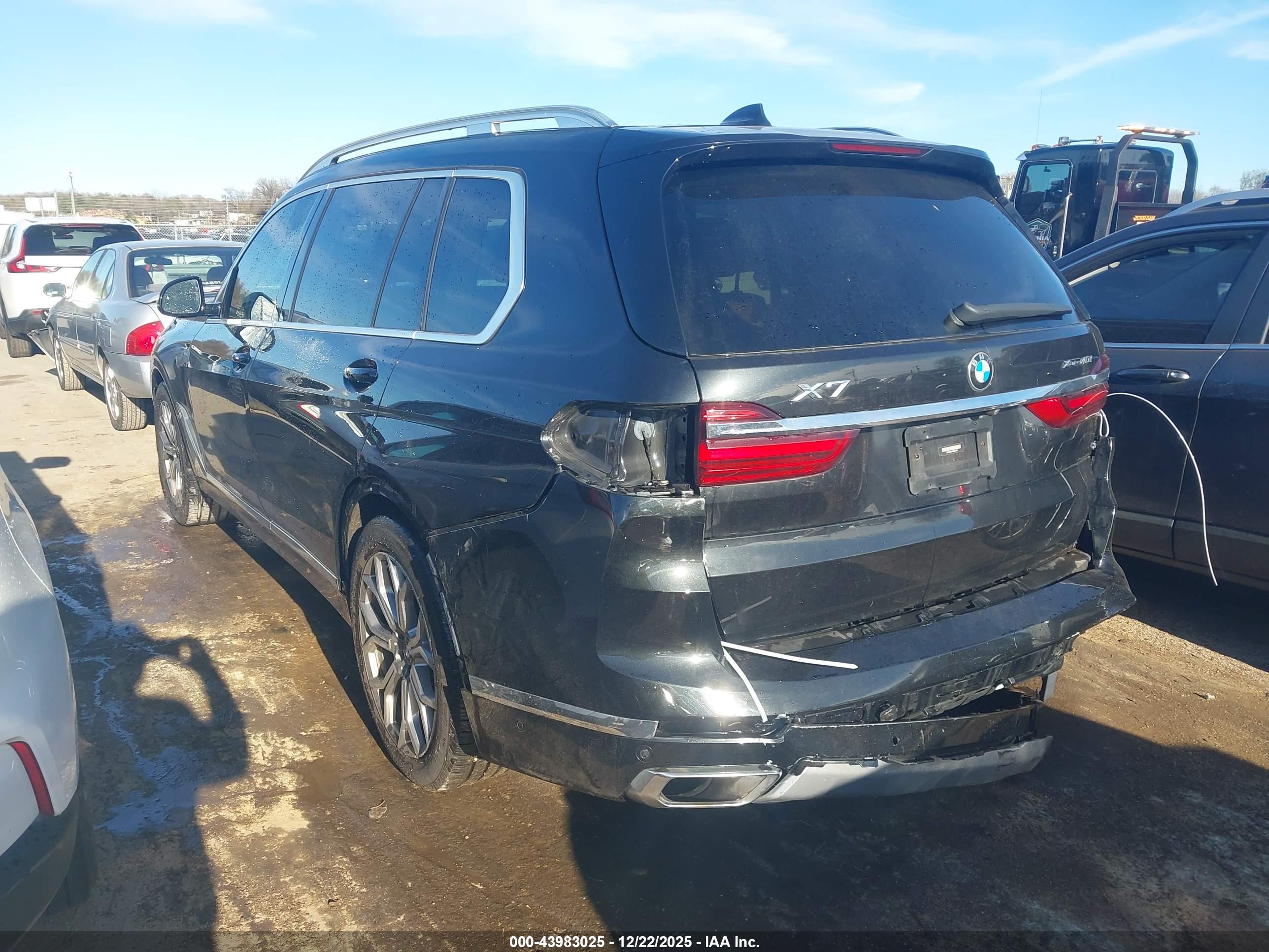BMW X7 image 3