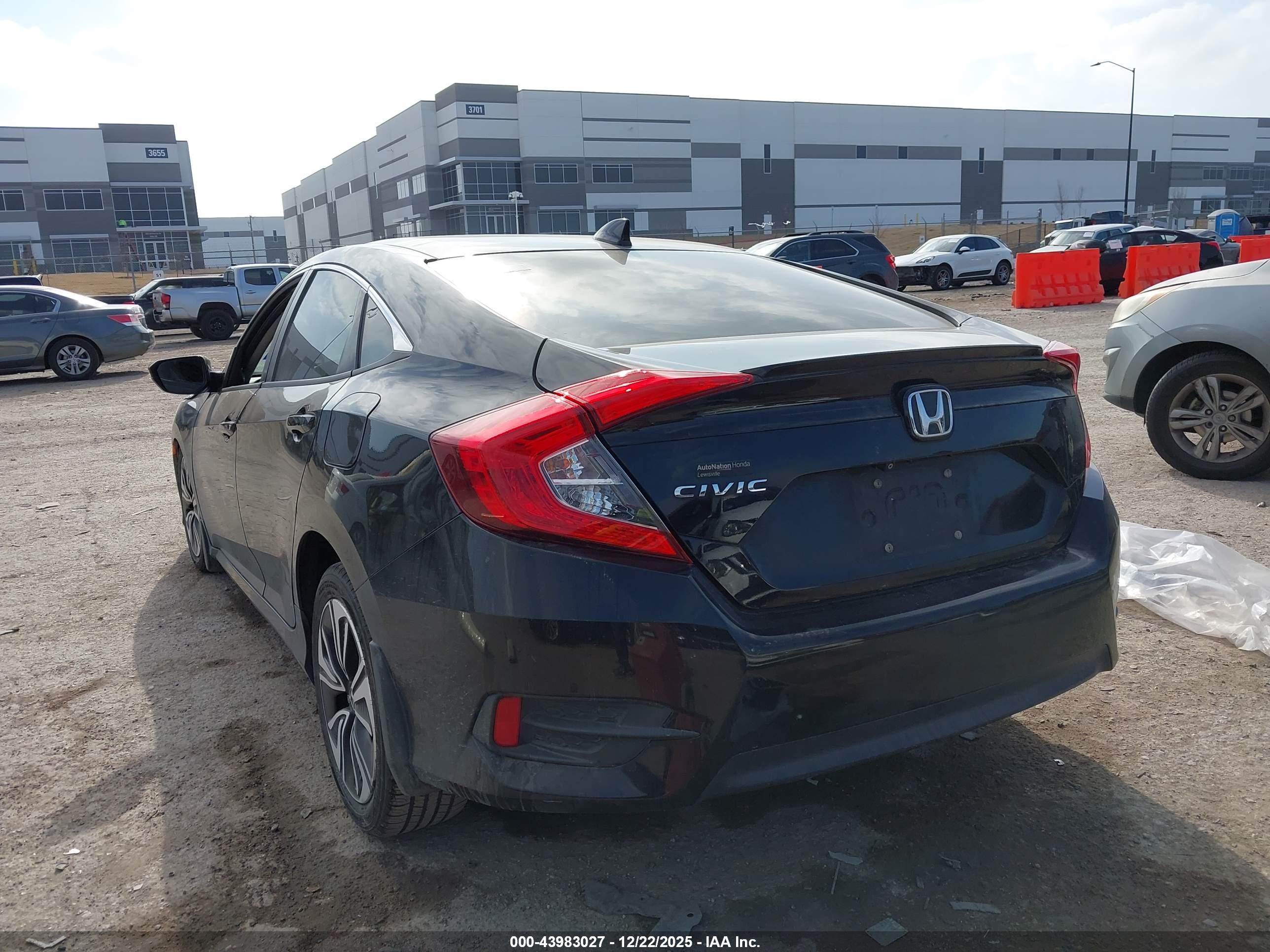 HONDA CIVIC image 3