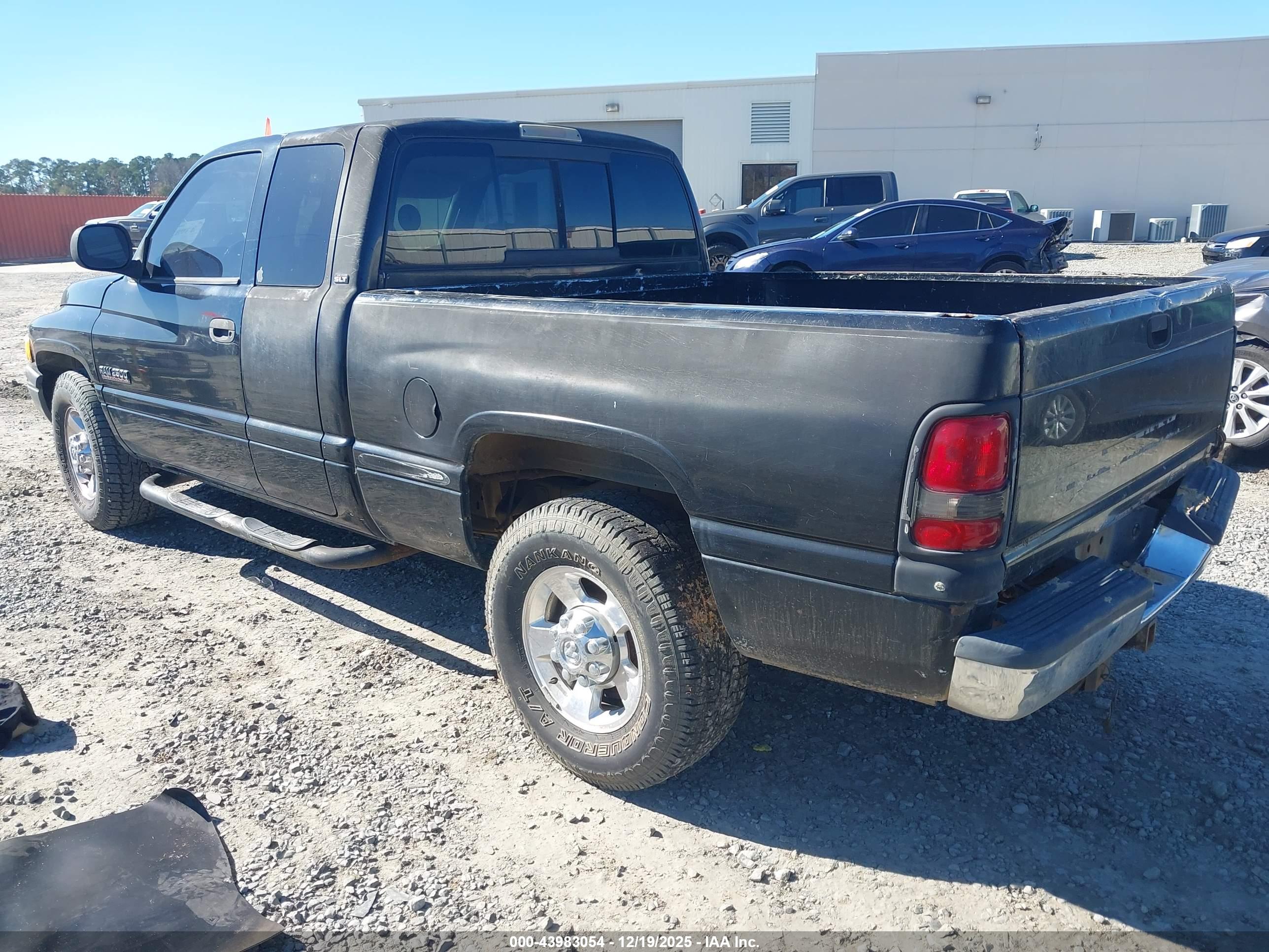 DODGE RAM image 3