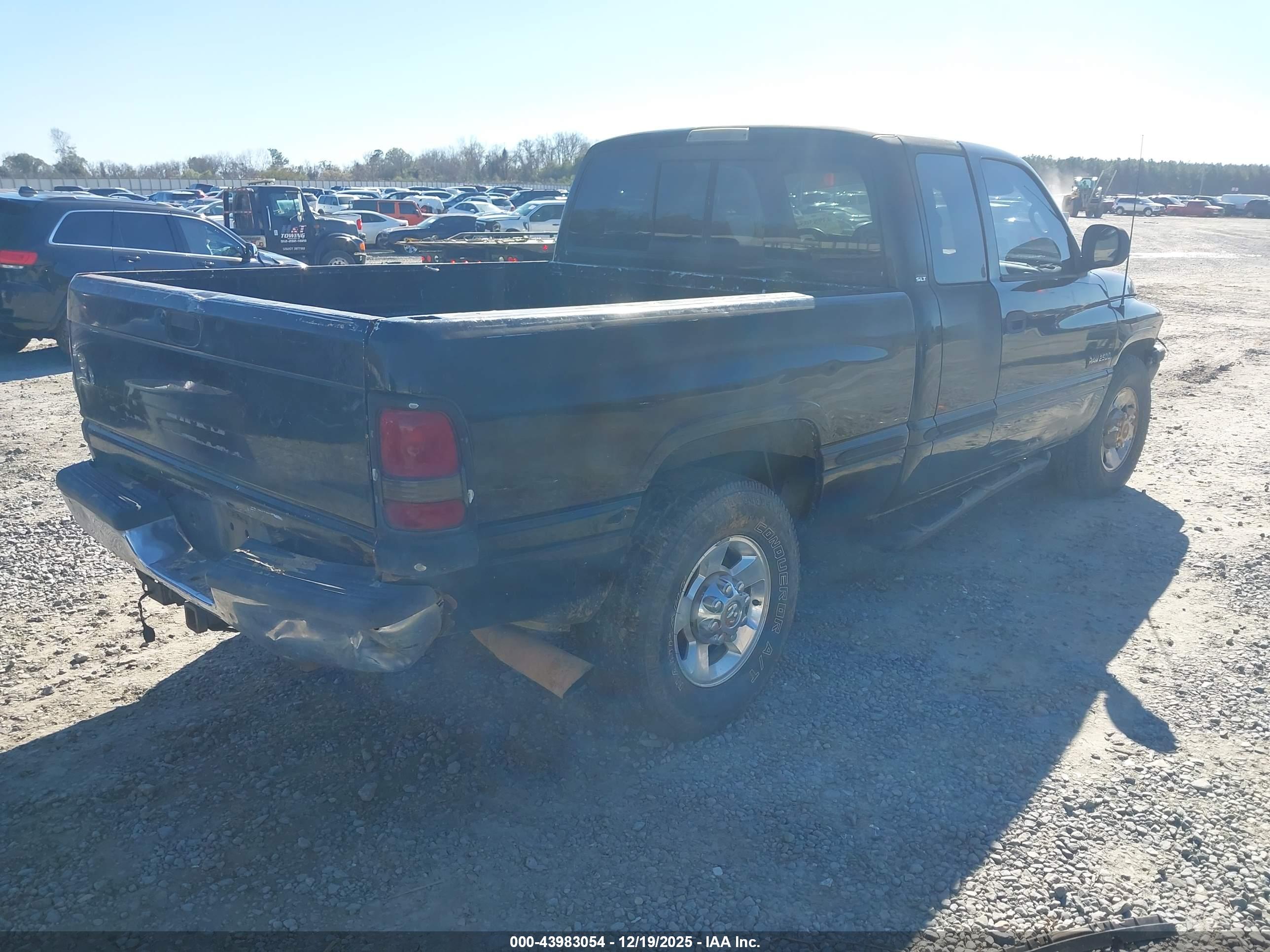 DODGE RAM image 4