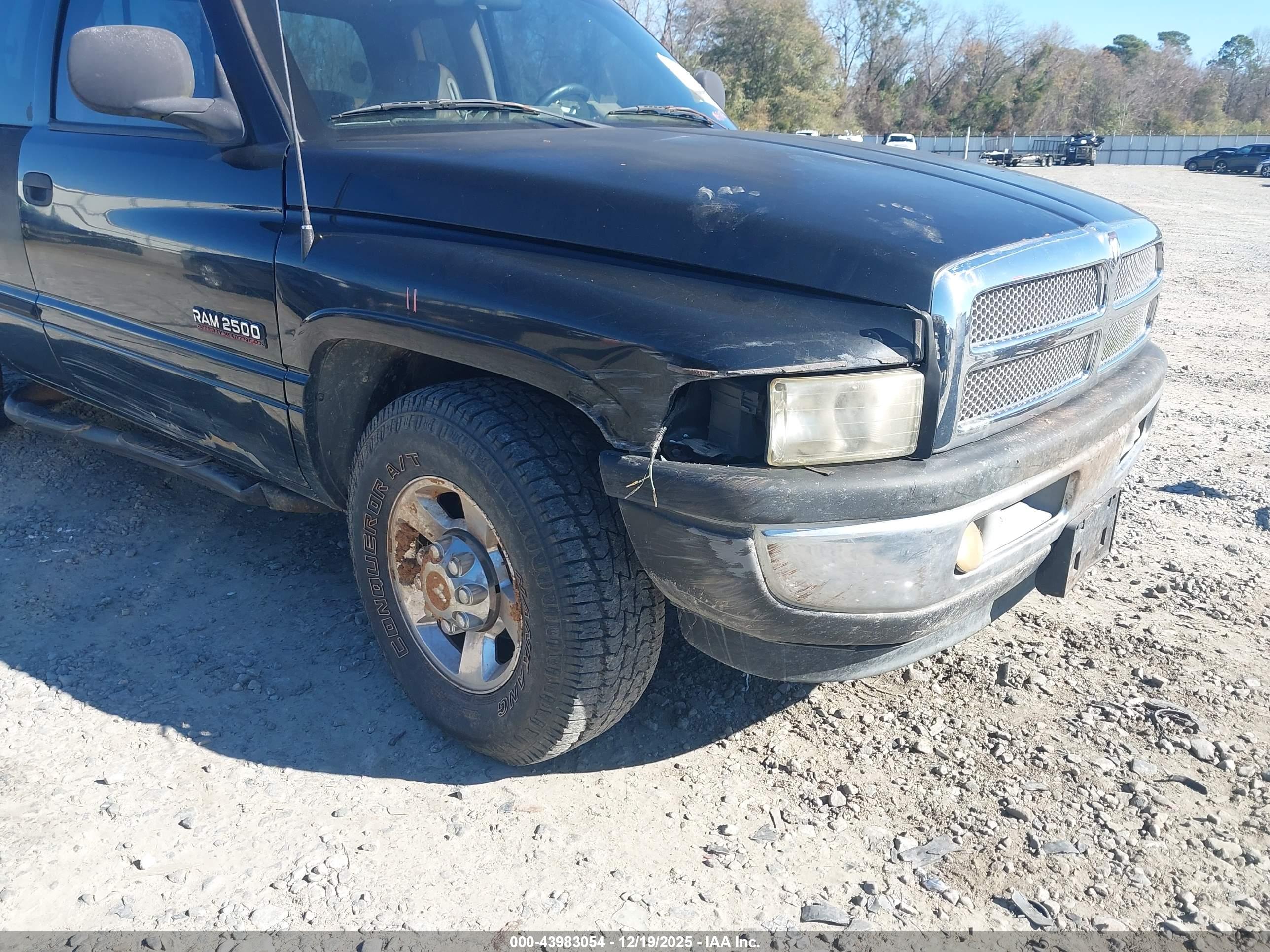 DODGE RAM image 6