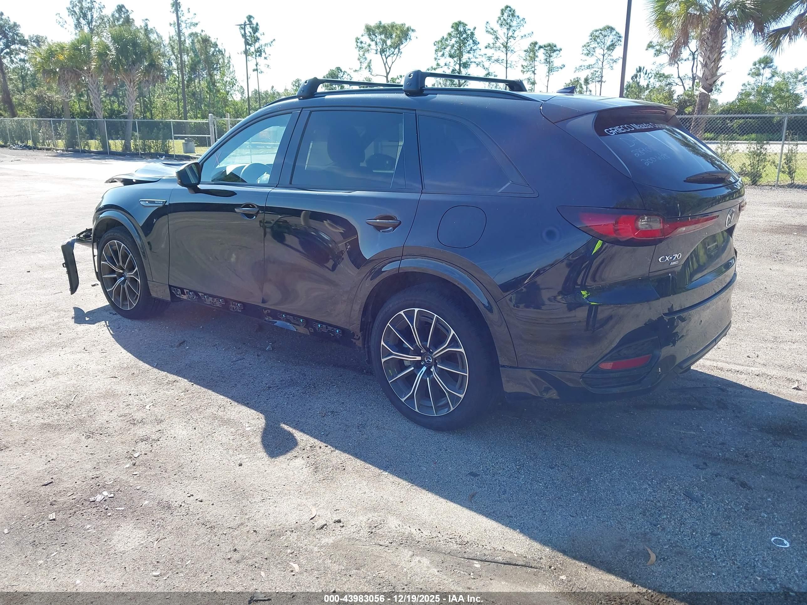 MAZDA CX-70 image 3