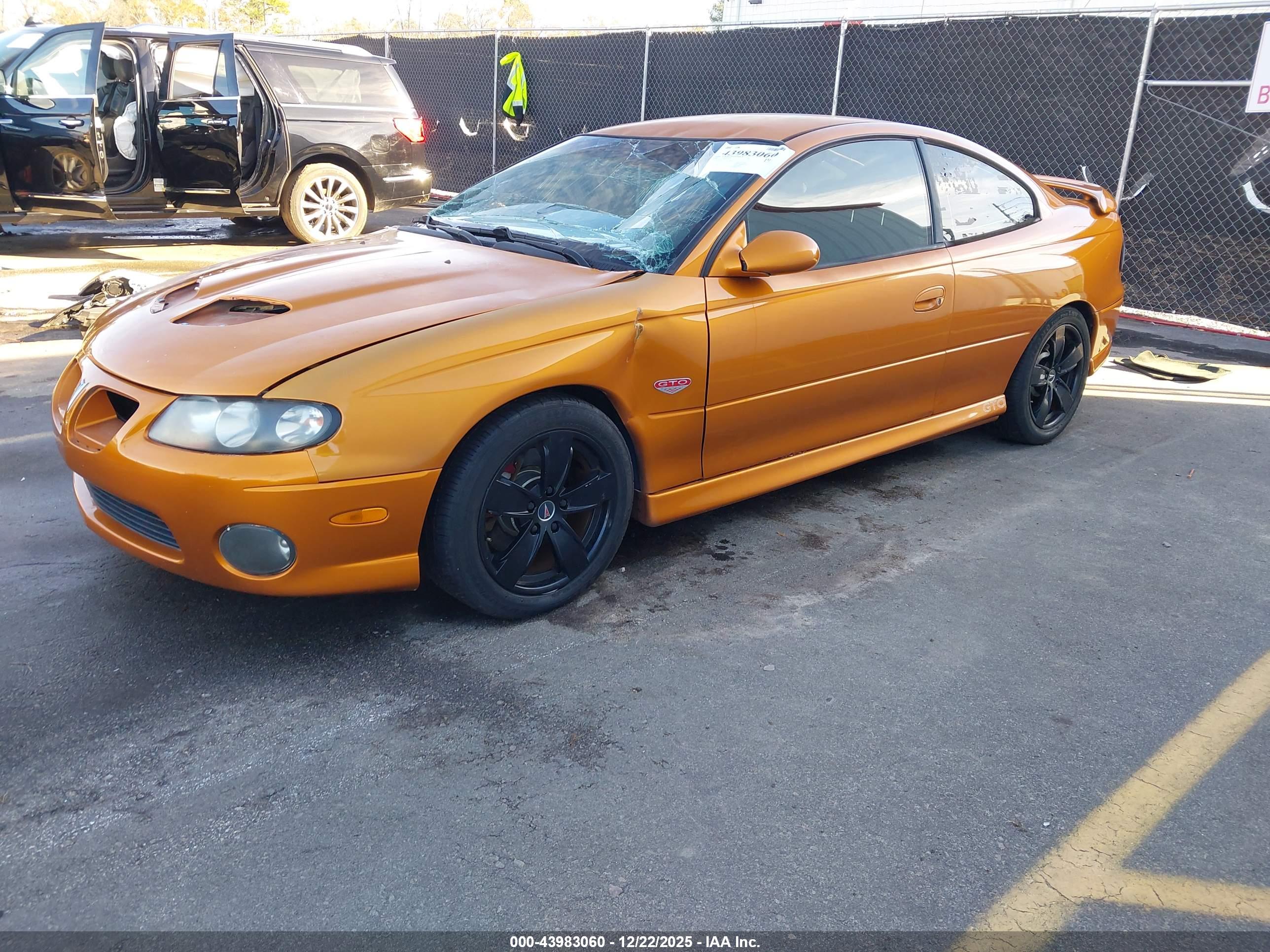 PONTIAC GTO image 2