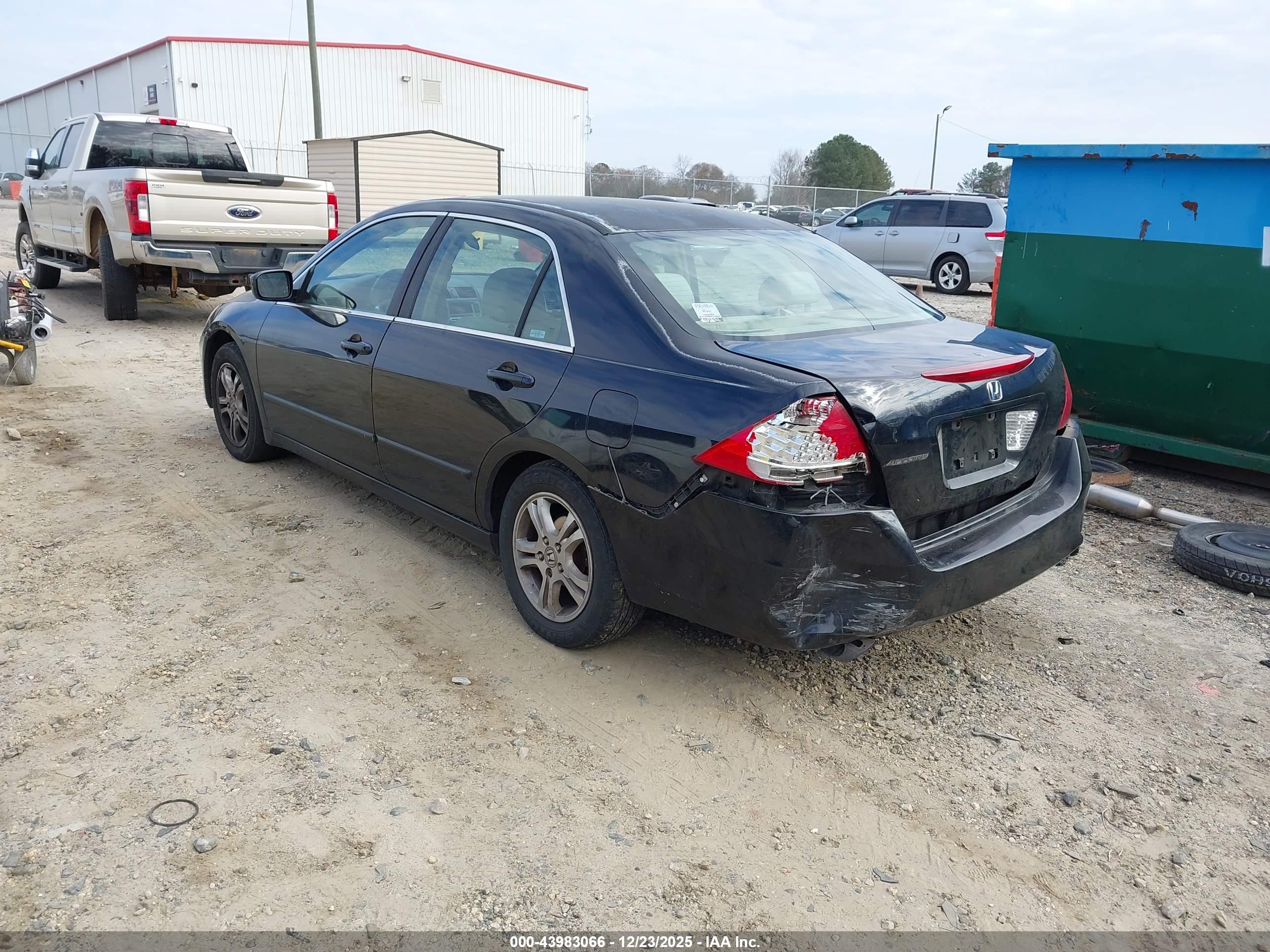 HONDA ACCORD image 3