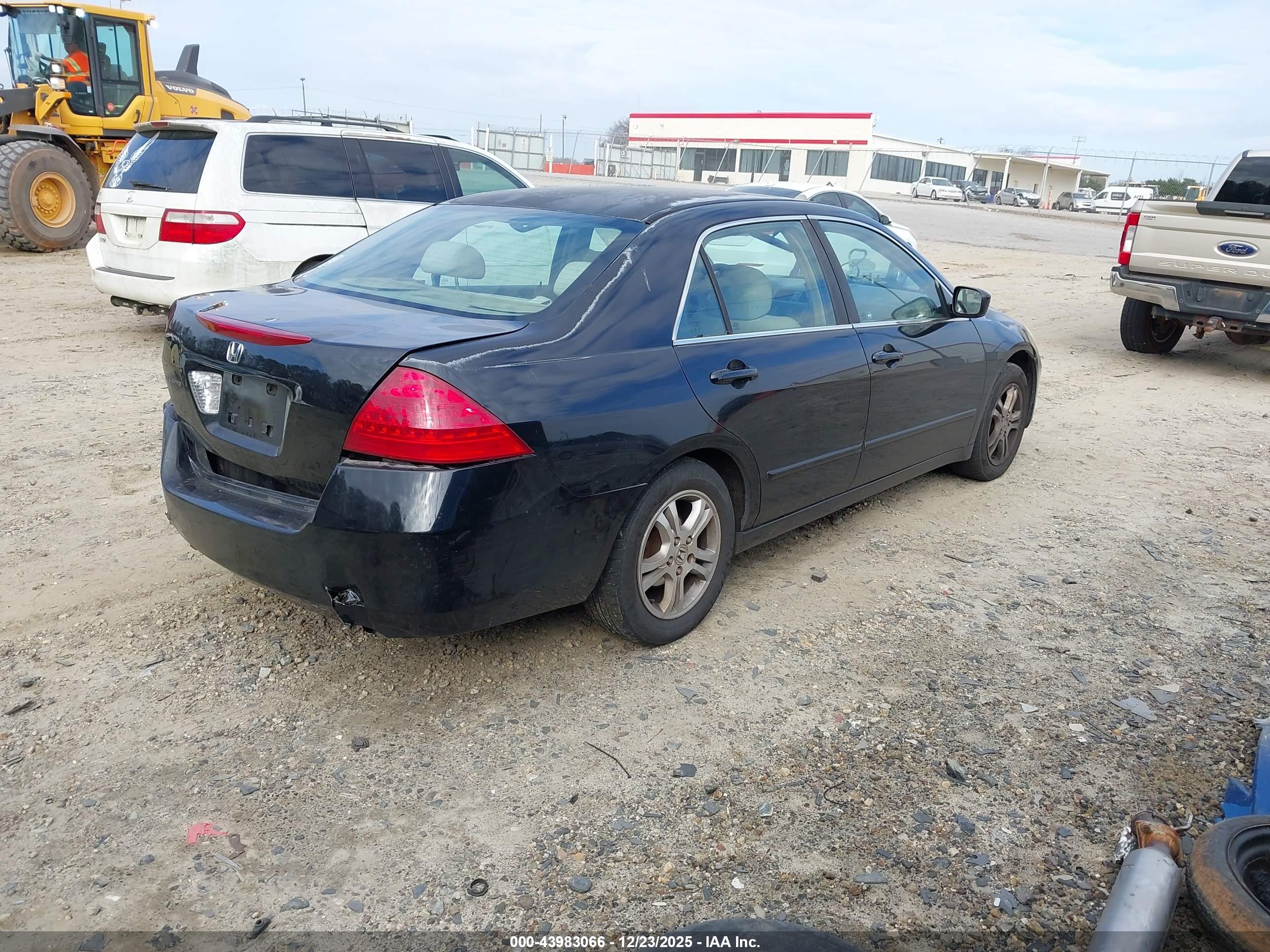 HONDA ACCORD image 4