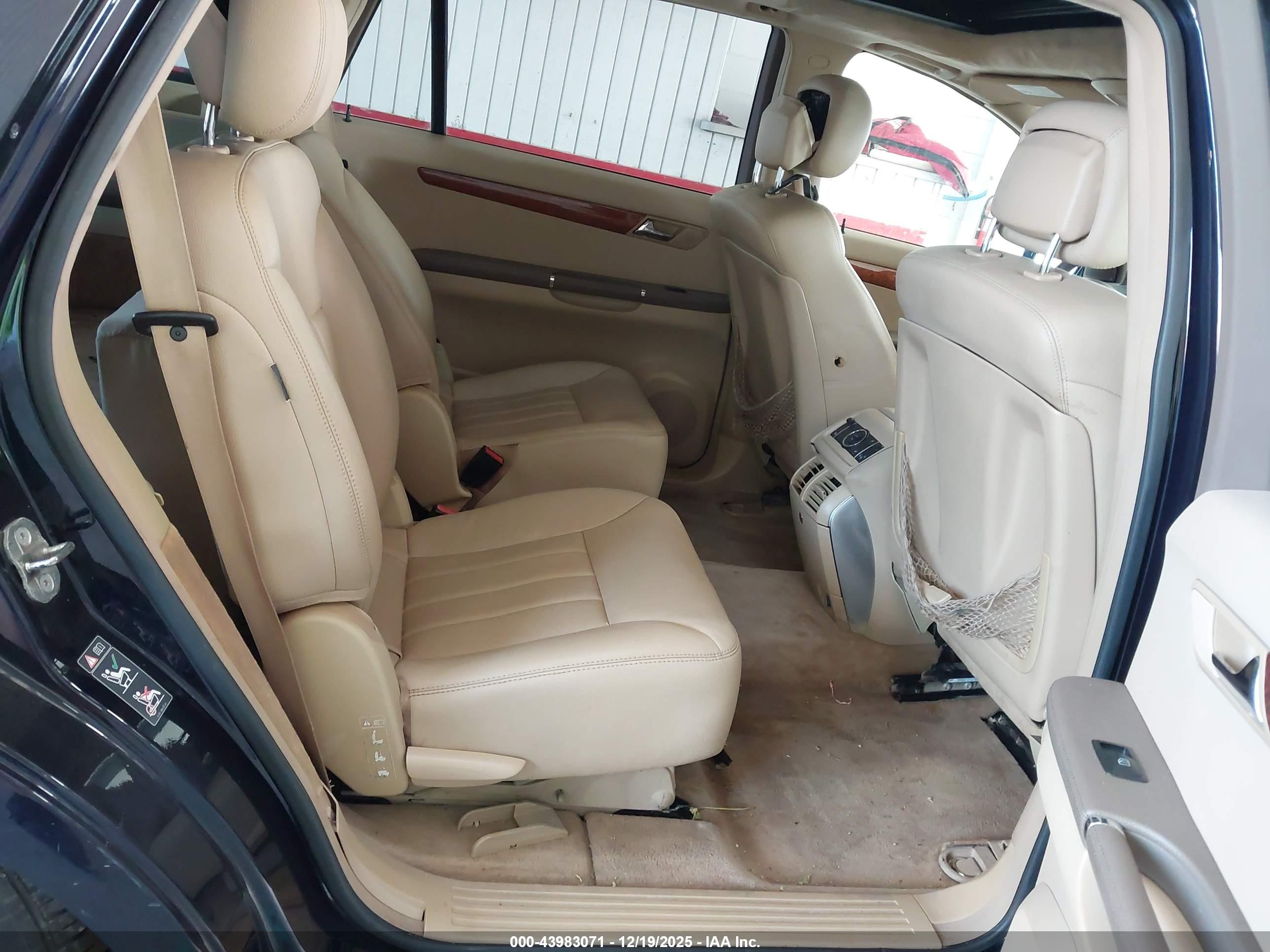 MERCEDES-BENZ R image 8