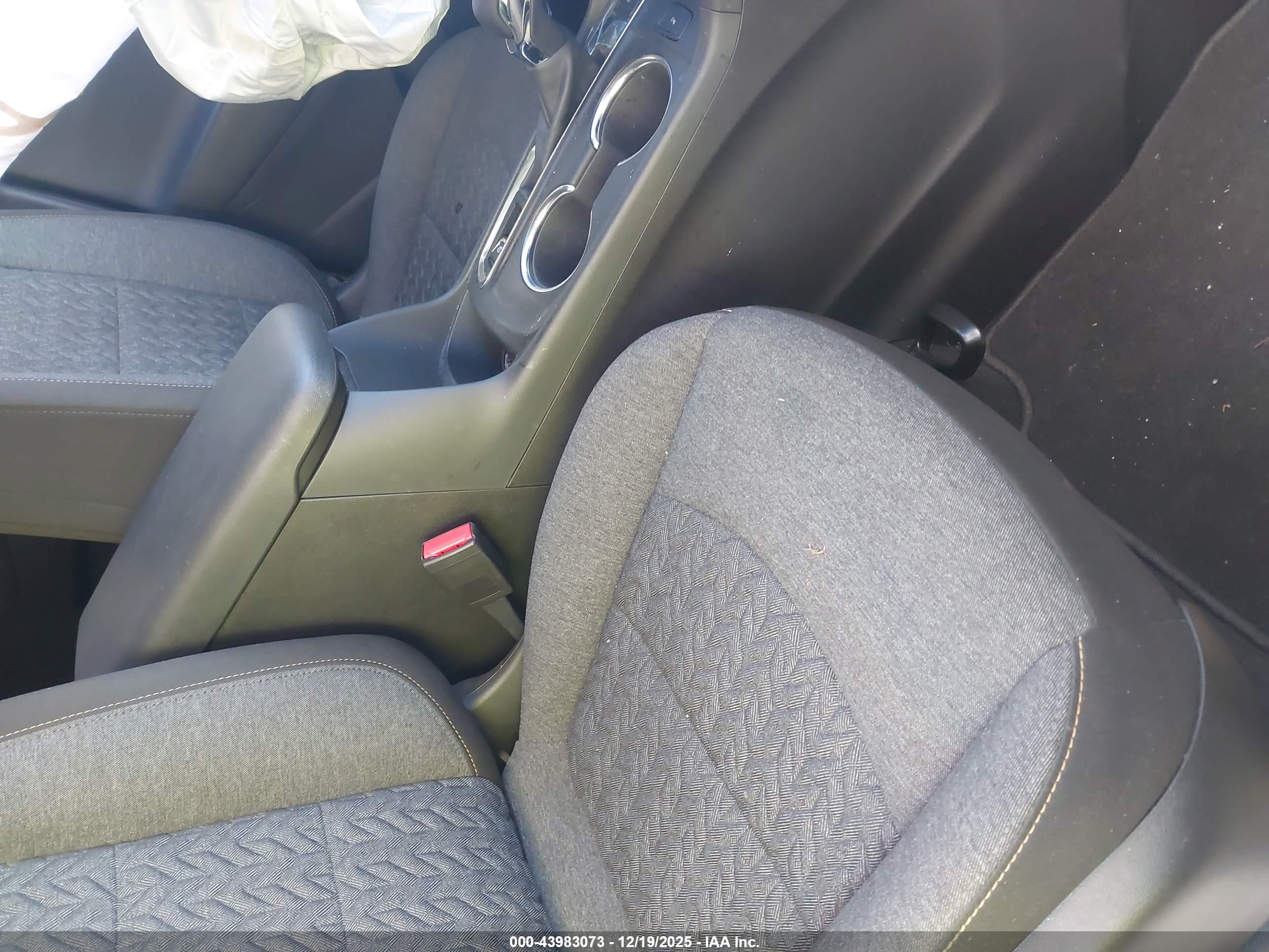 CHEVROLET EQUINOX image 5