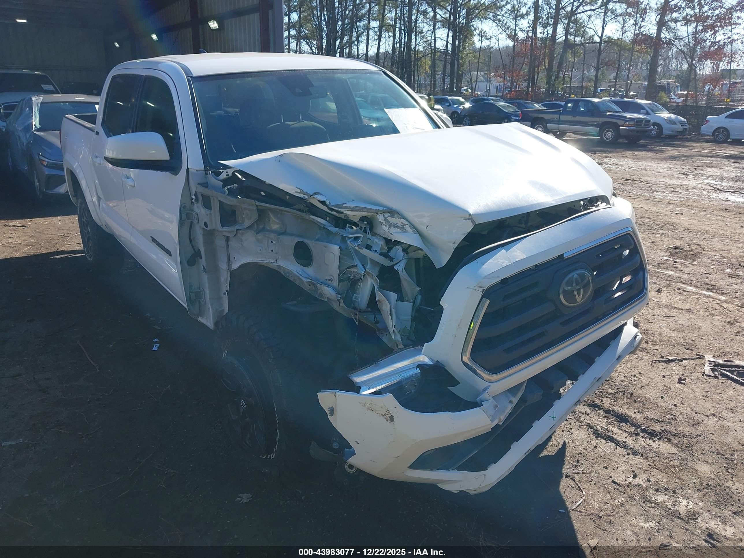 TOYOTA TACOMA image 6