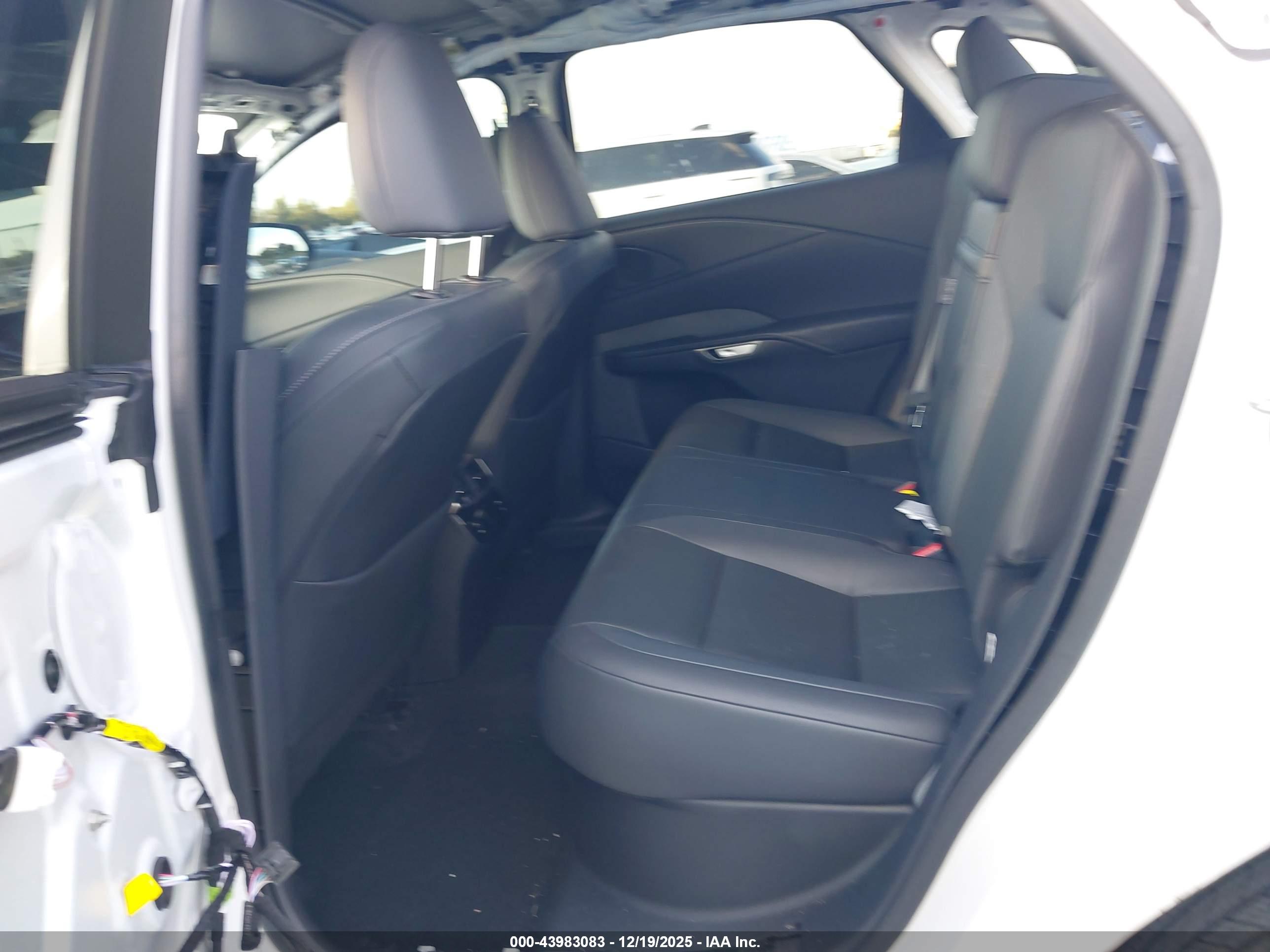 LEXUS RX image 8
