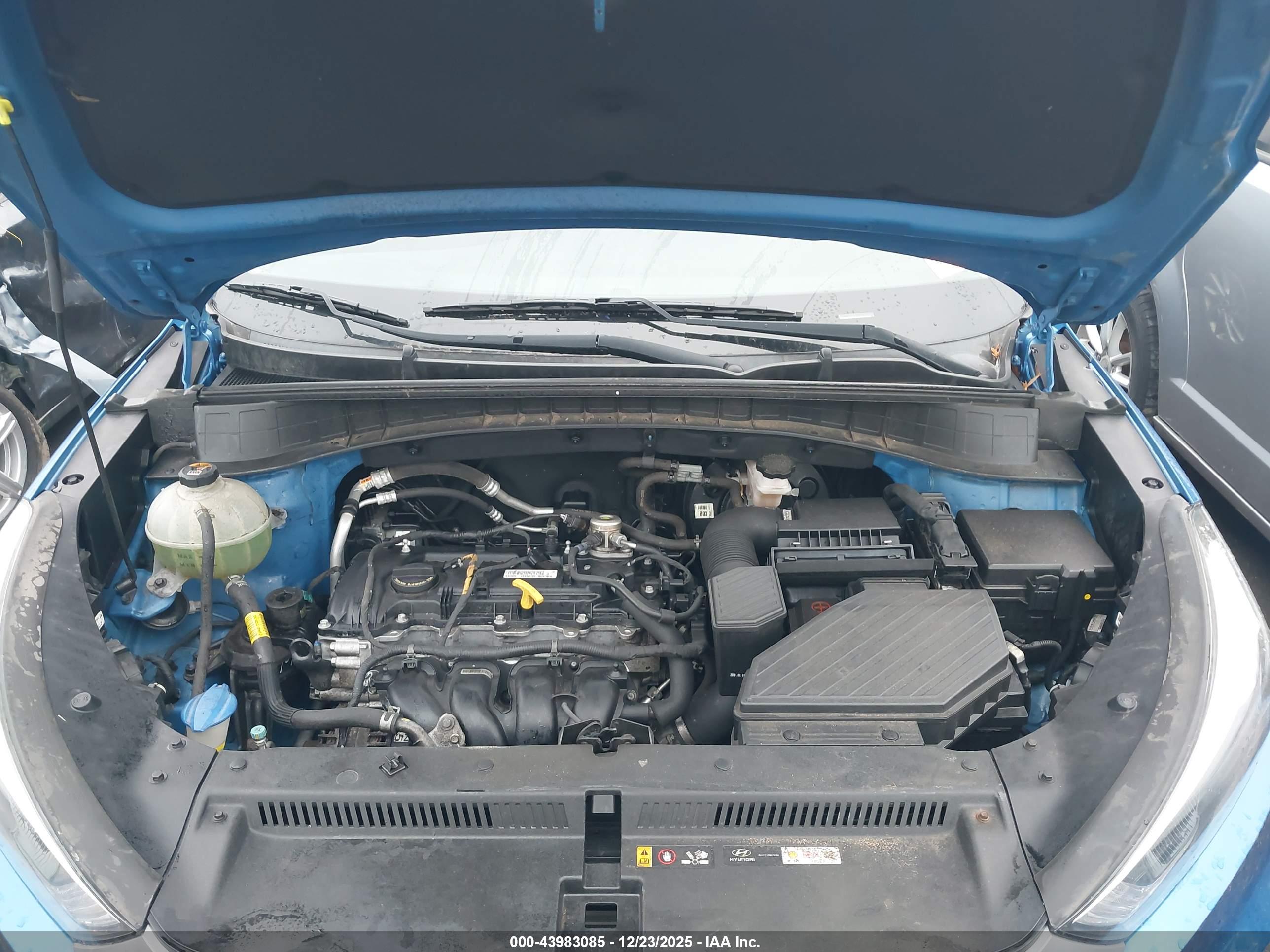 HYUNDAI TUCSON image 10