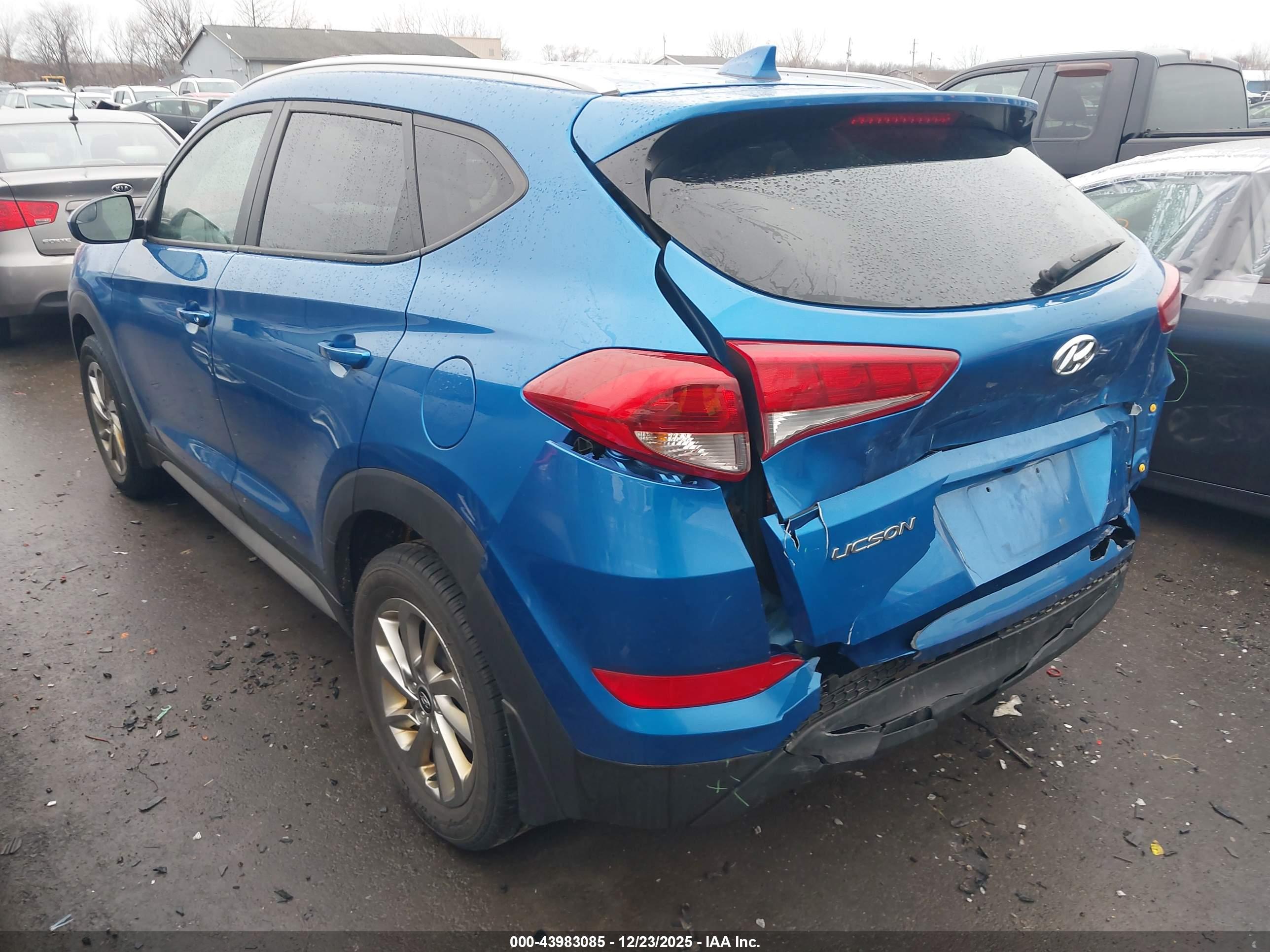 HYUNDAI TUCSON image 3