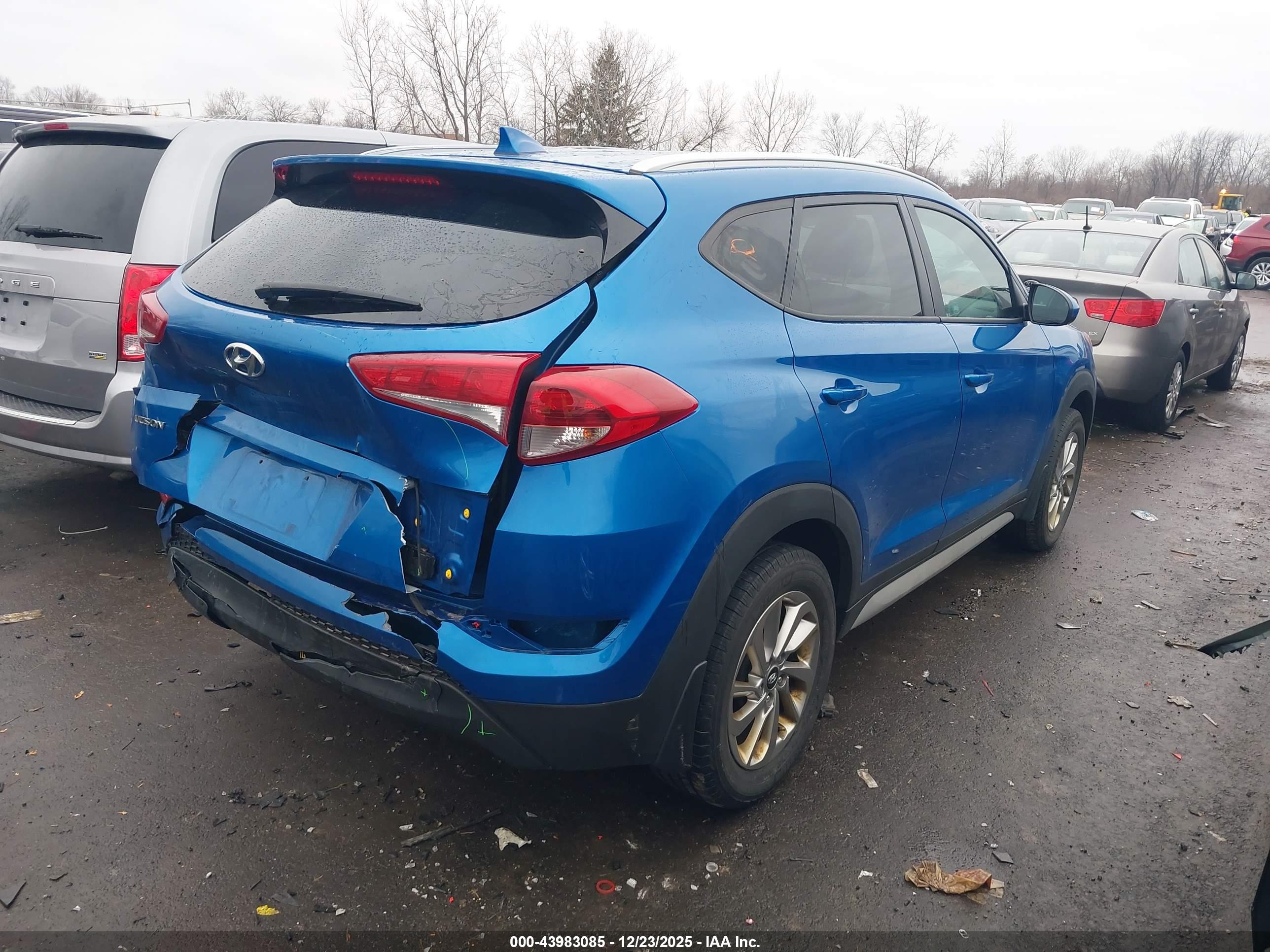 HYUNDAI TUCSON image 4