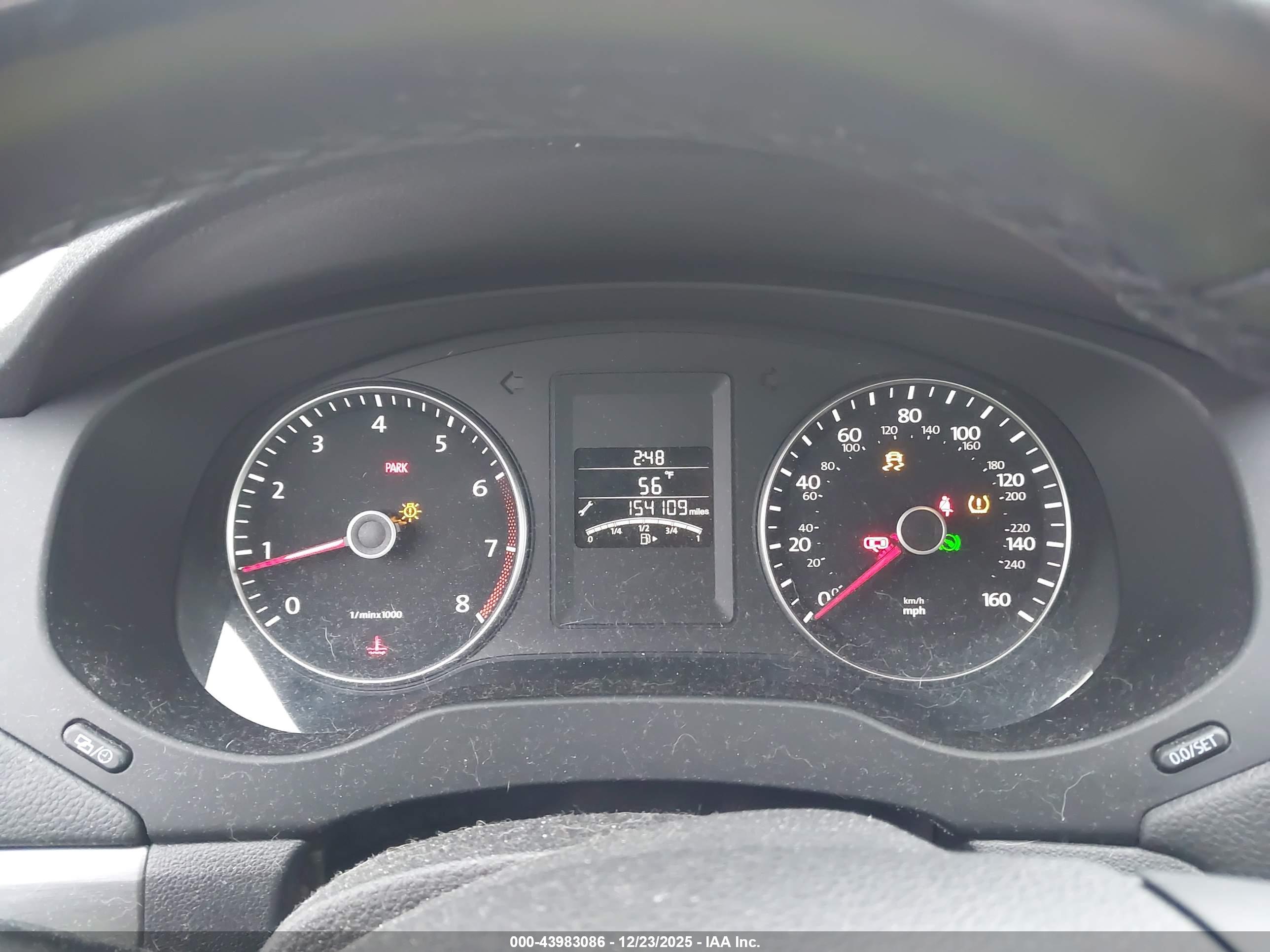 VOLKSWAGEN JETTA image 7